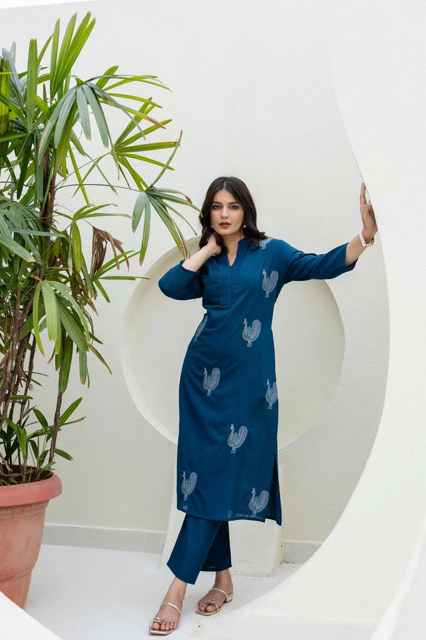 Mokabara Azure Embrodiery Cotton Kurta Pant Set - Image 3