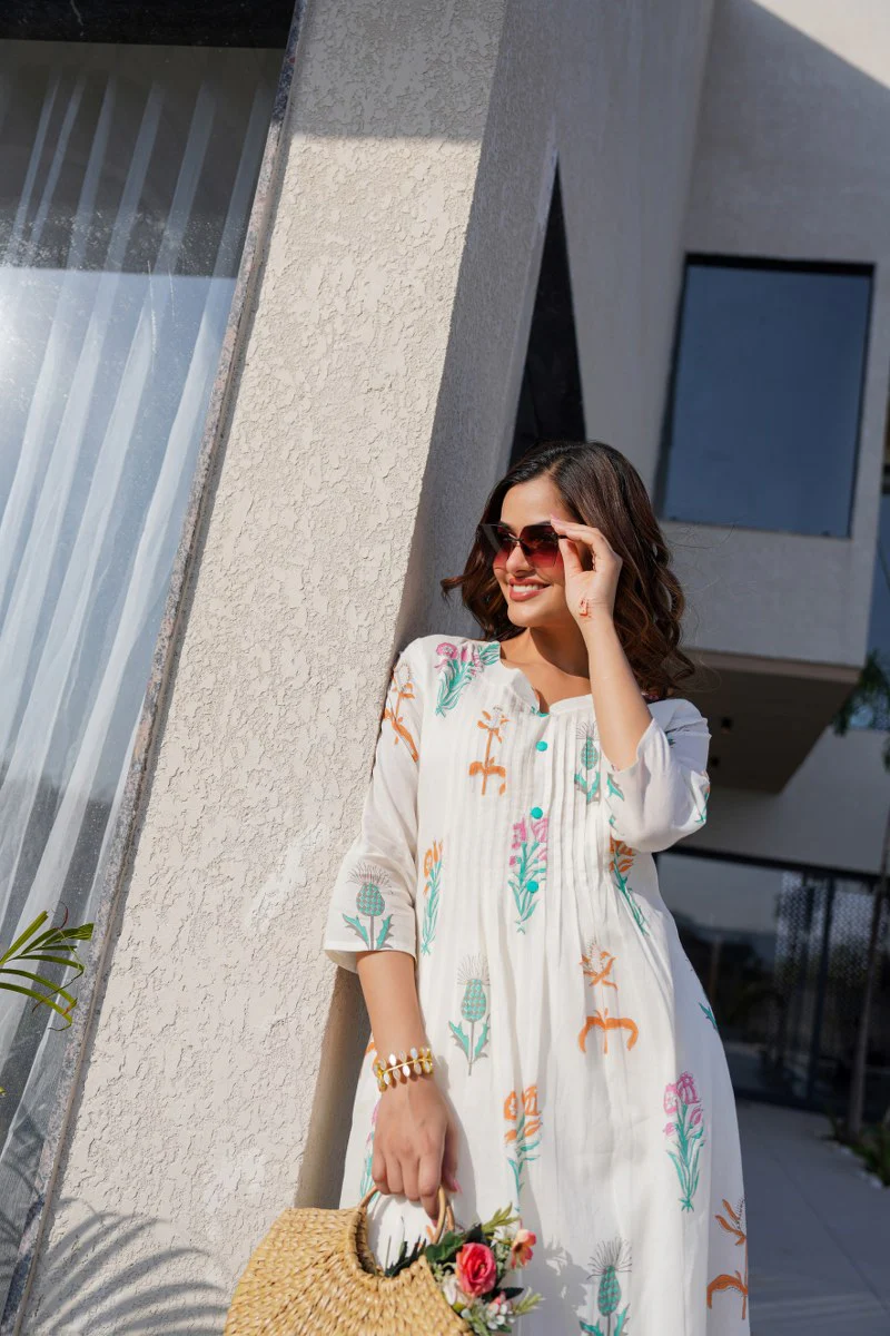 Tiara Dove Printed Cotton Kurta Pant Set - Image 5