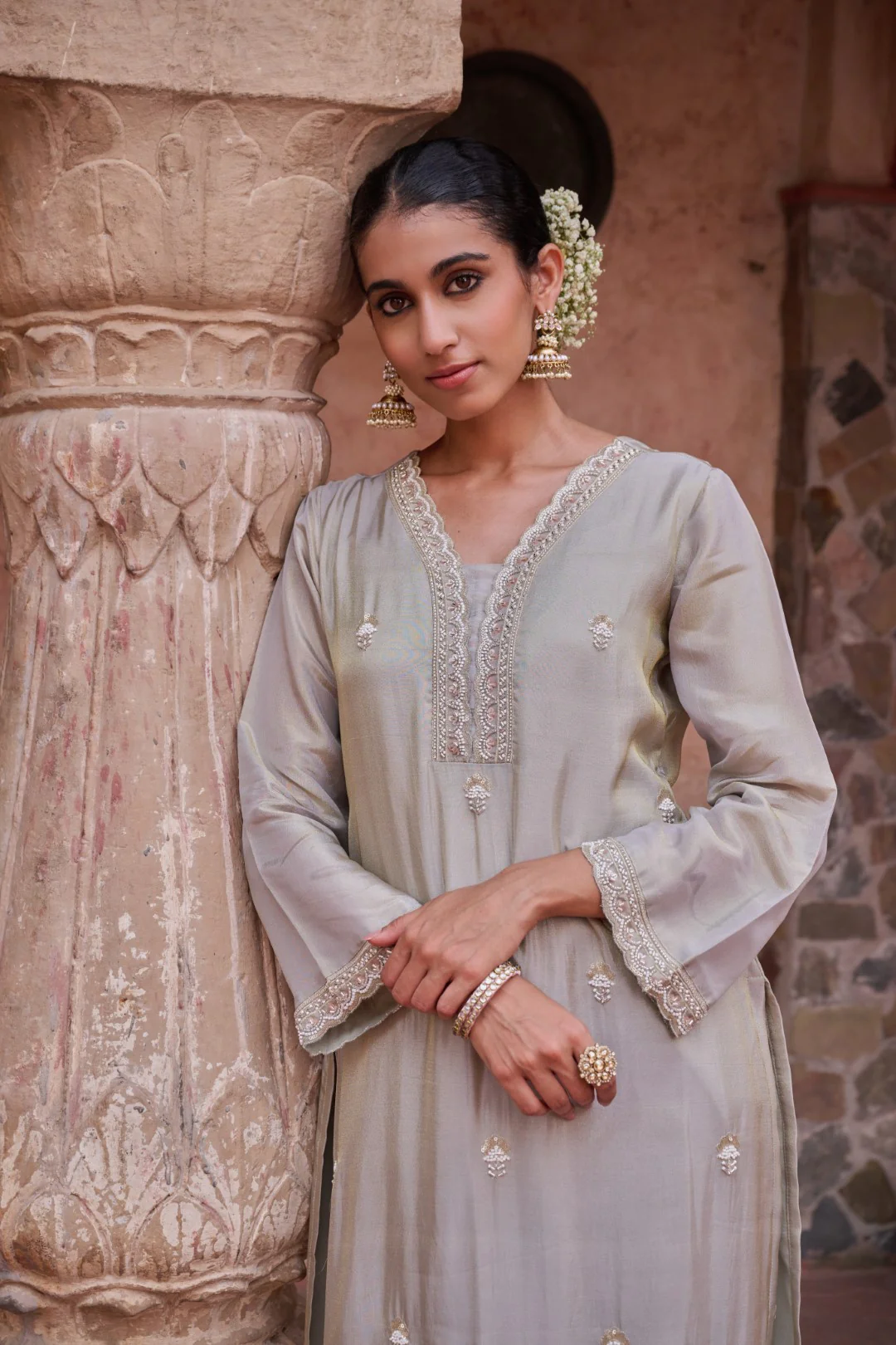 Gaurisha ash full work suit set - Image 4
