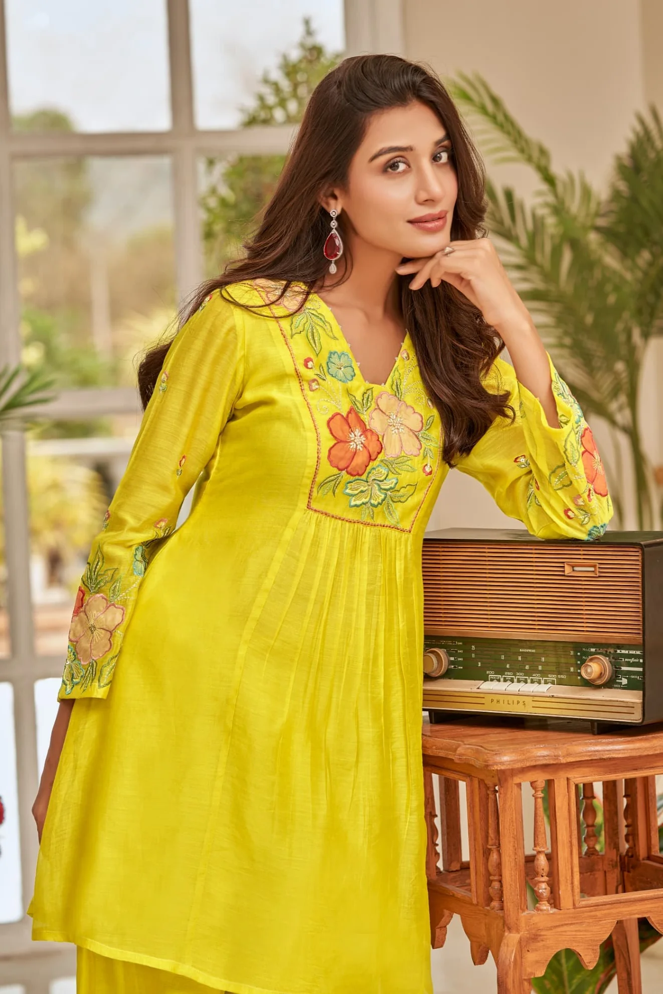 Gaurisha kelly embroidery premium co-ord Set - Image 2