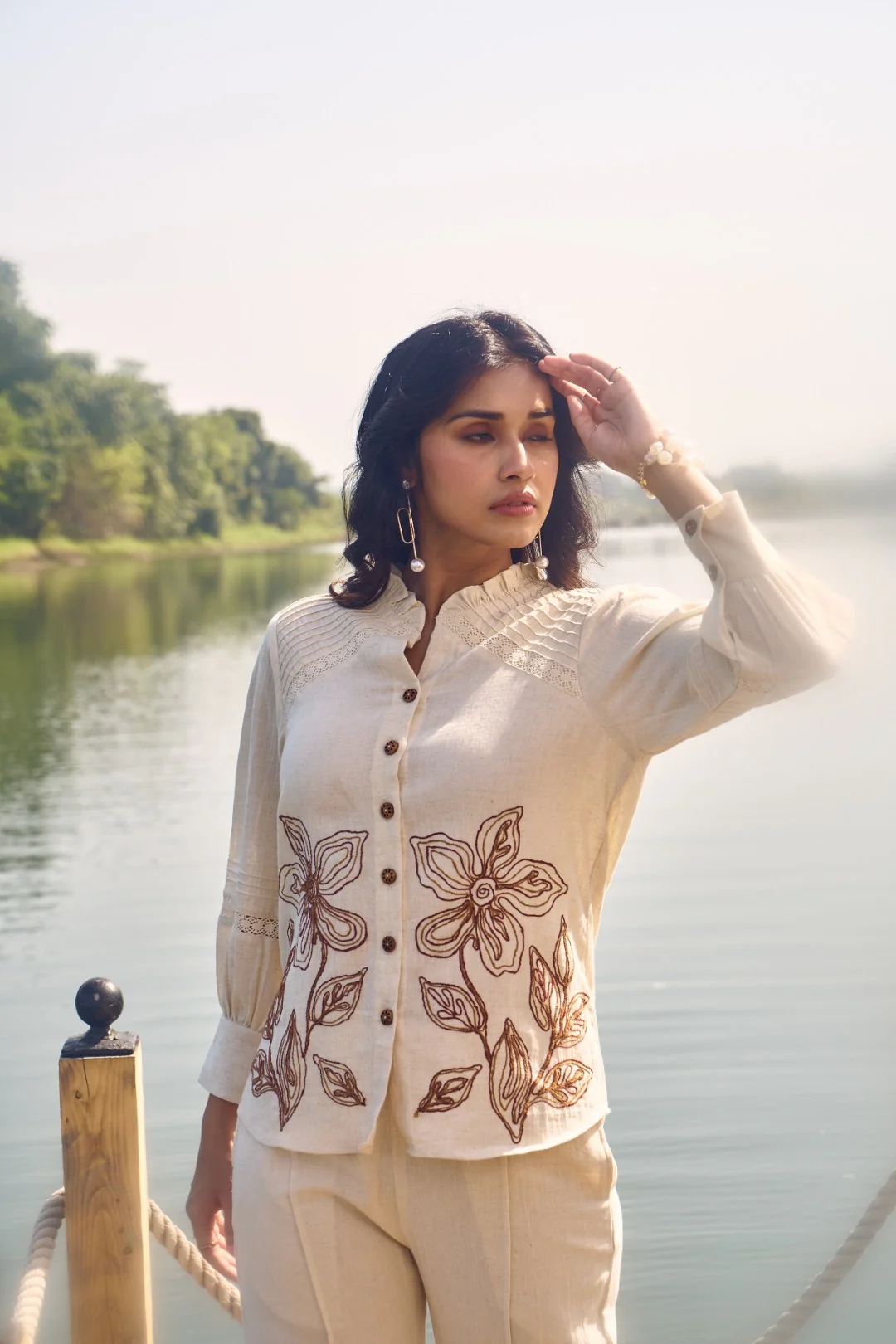 Wespret Pebble embroidery cotton co-ord set - Image 5