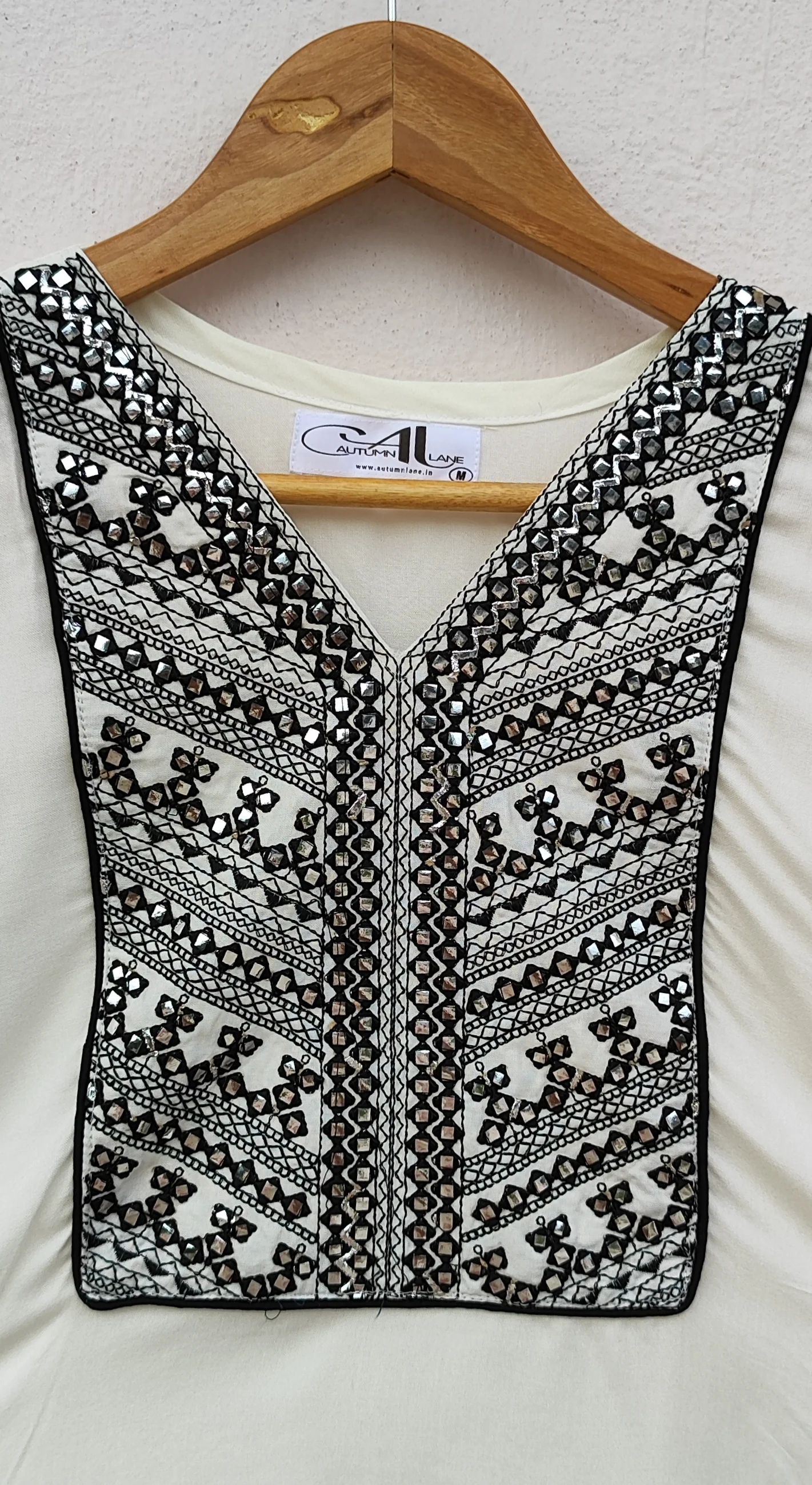 Leena Angel Mirror Work Co-ord Set - Image 18