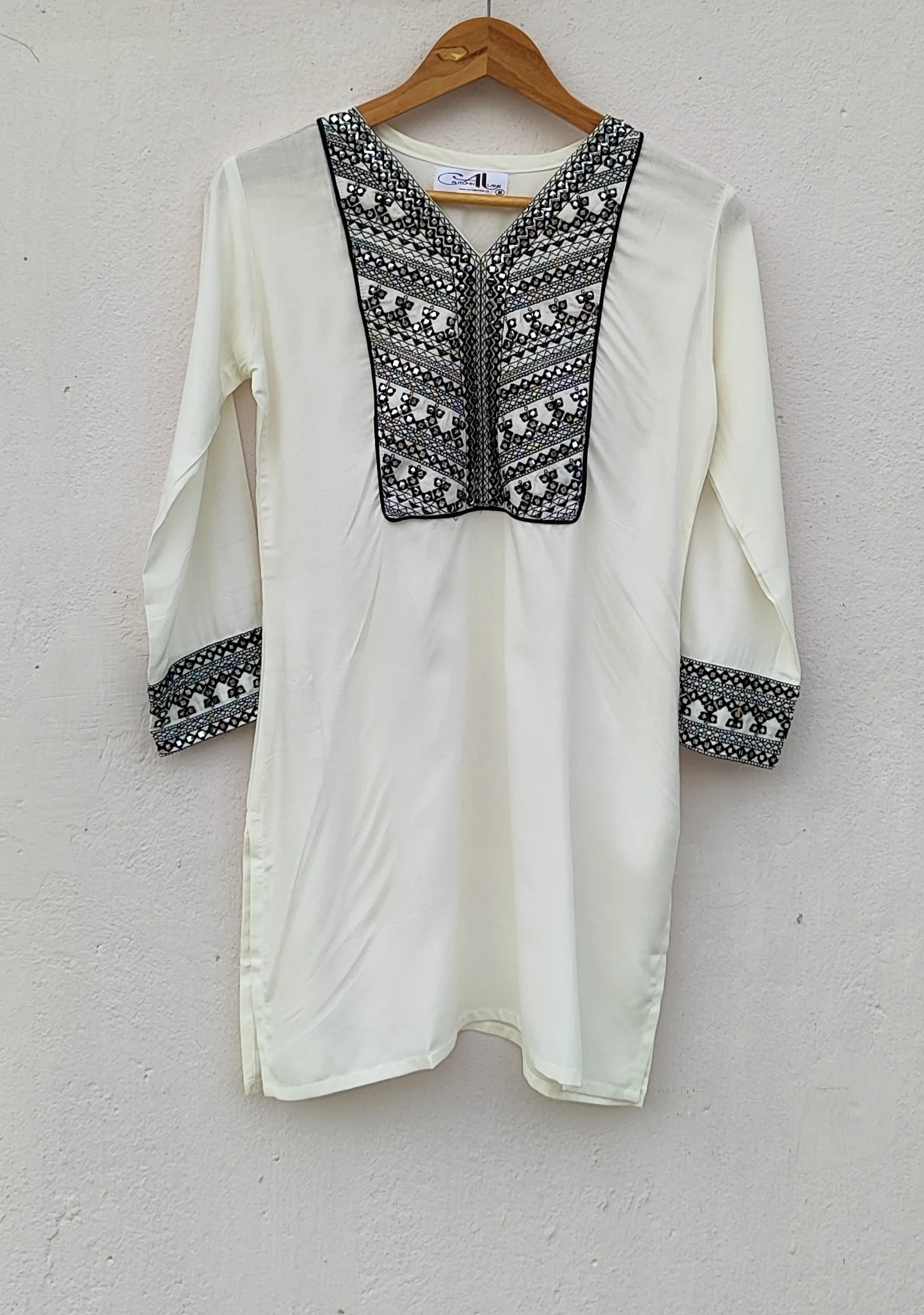 Leena Angel Mirror Work Co-ord Set - Image 19