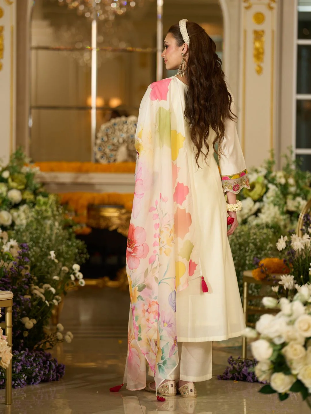 Nazia angel embroidery lawn suit set - Image 3