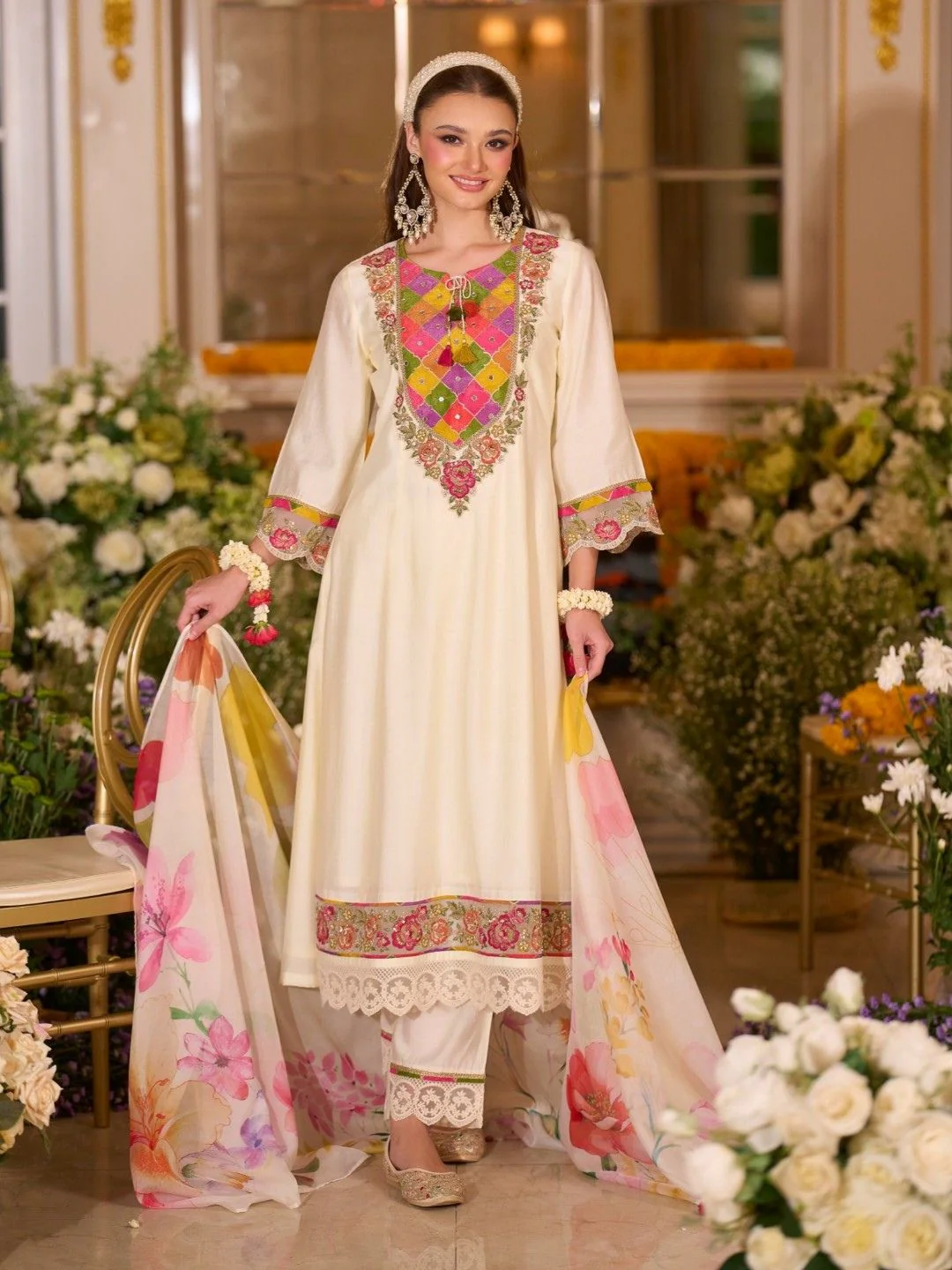 Nazia angel embroidery lawn suit set - Image 4