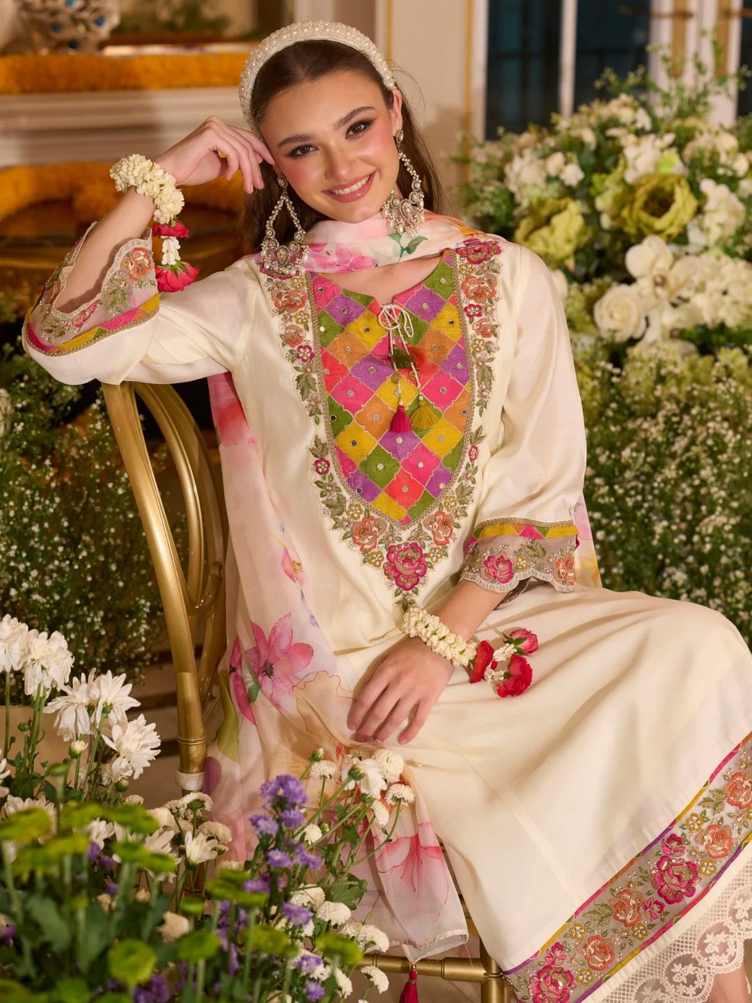 Nazia angel embroidery lawn suit set - Image 6