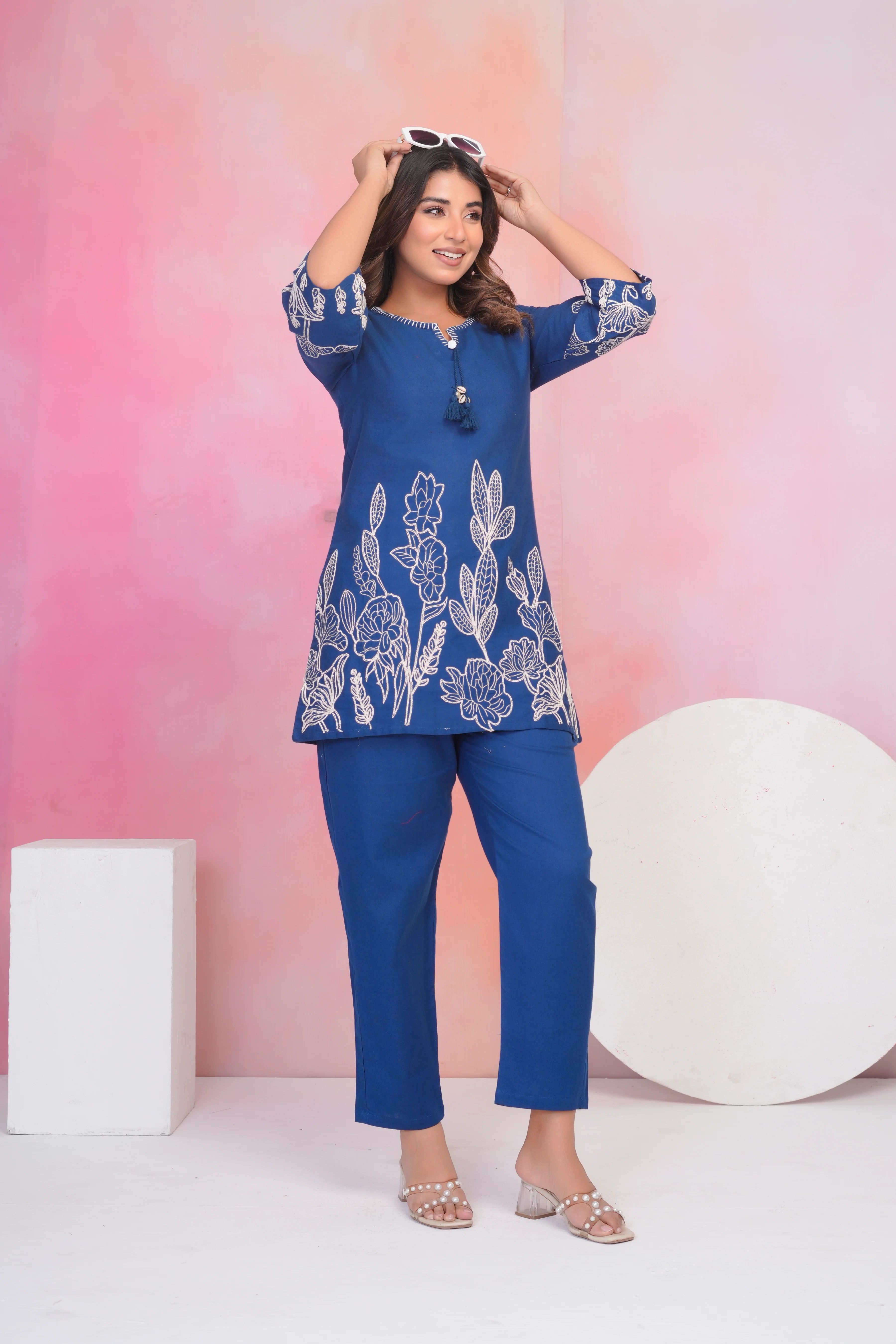 Vaidehi indi embroidery cotton co-ord set - Image 5