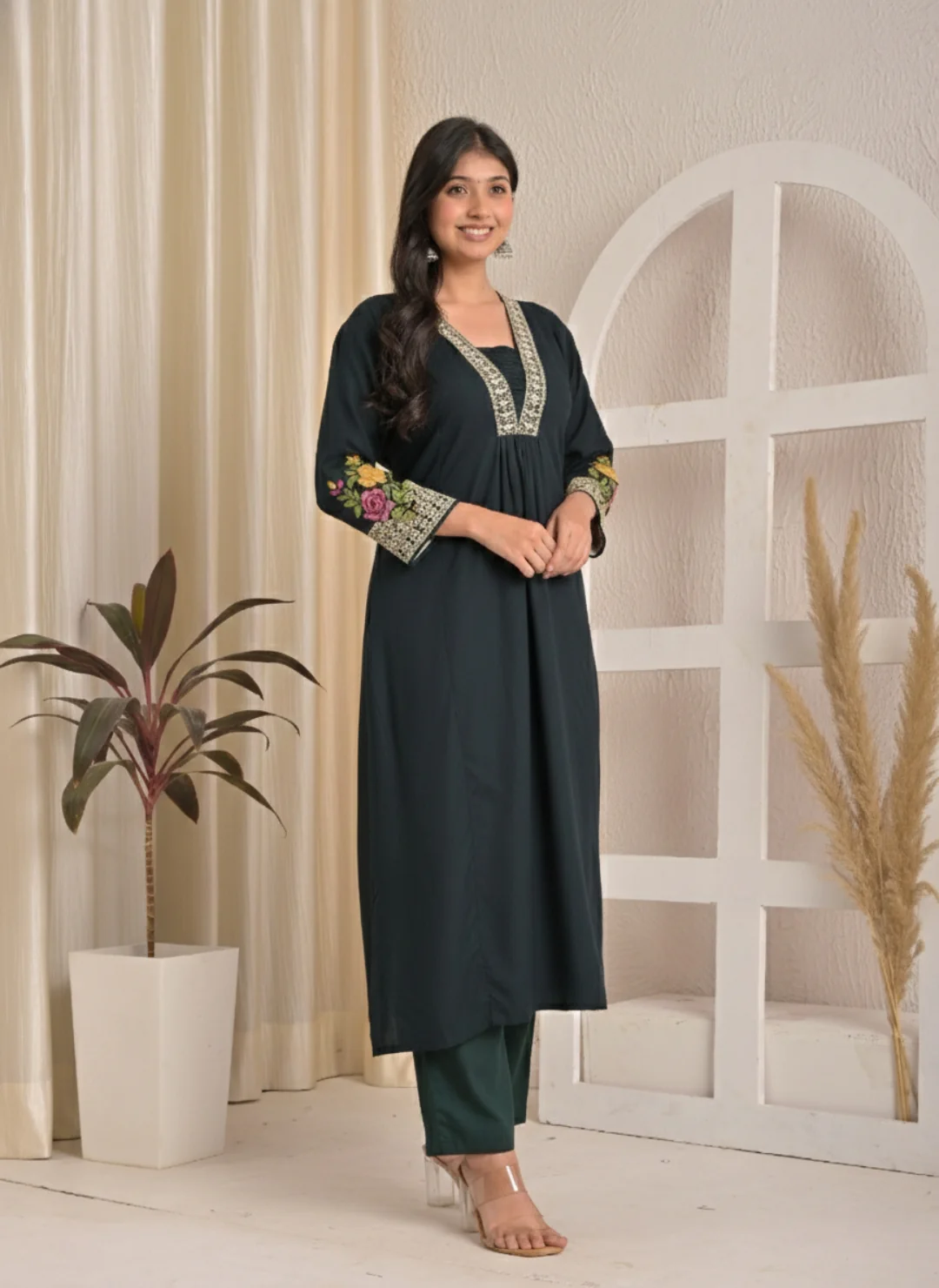 Chandri Casal Embroidered Kurta Pant Set - Image 5
