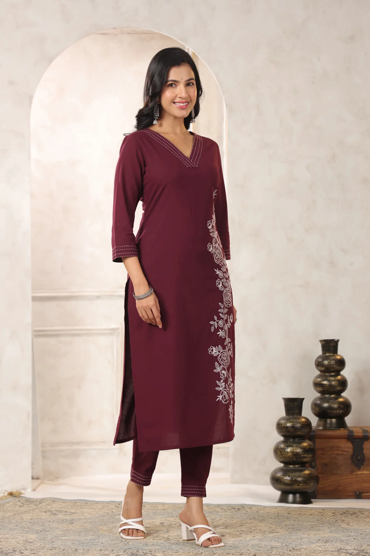 Hiya Merlot Embroidery Kurta Pant Set - Image 6