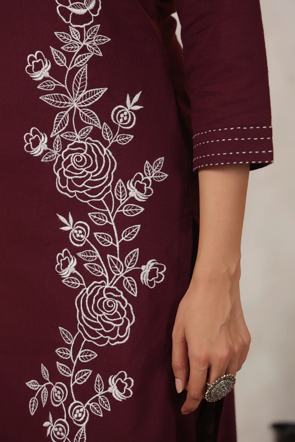 Hiya Merlot Embroidery Kurta Pant Set - Image 8