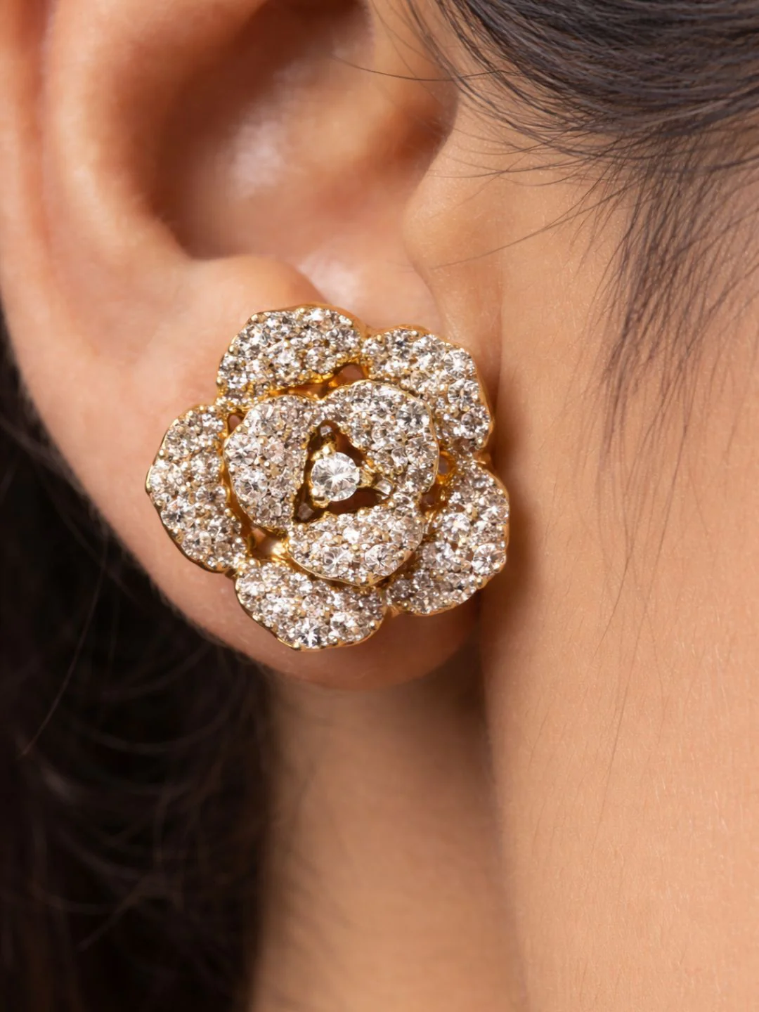 Alankrita Diamond Earings - Image 3