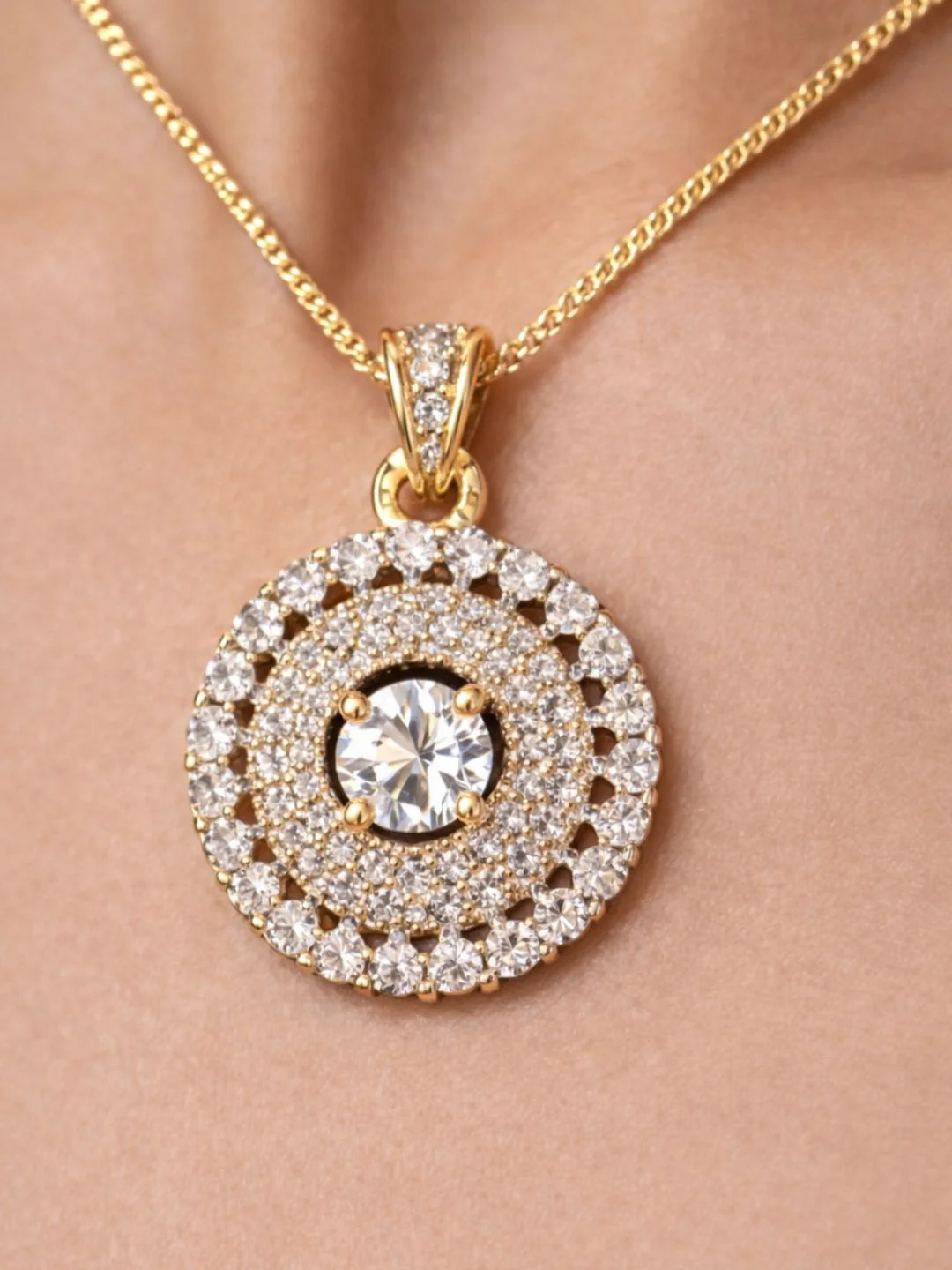 Alankrita Diamond earing & pendant stud - Image 3