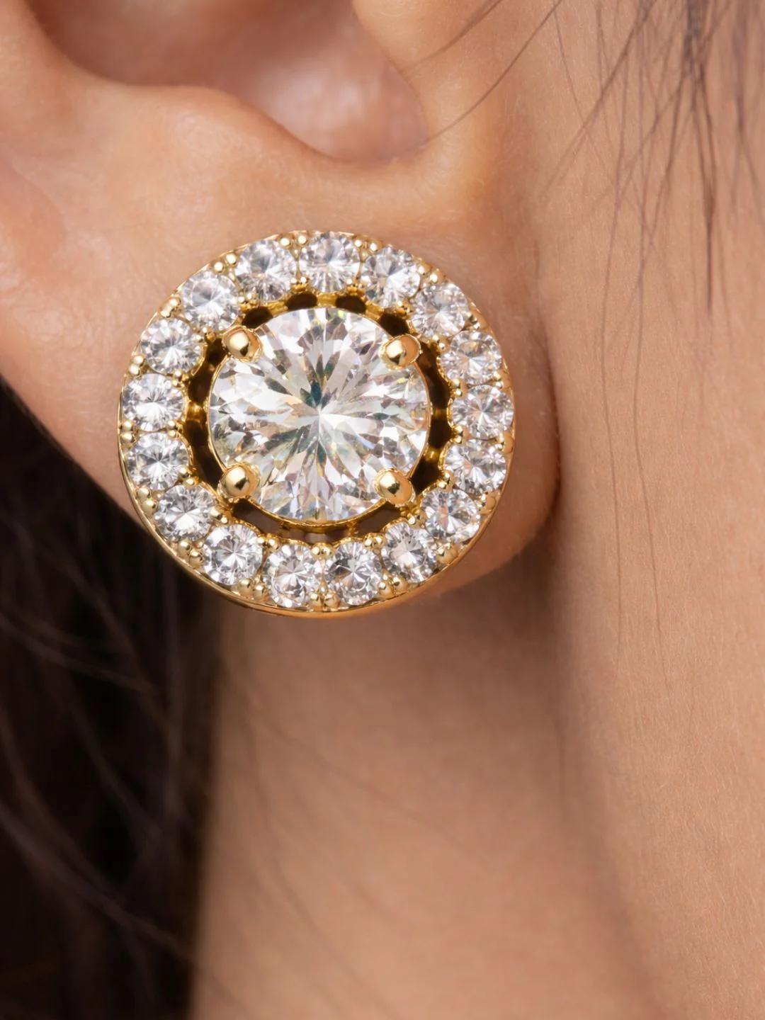 Alankrita Diamond earing & pendant stud - Image 4