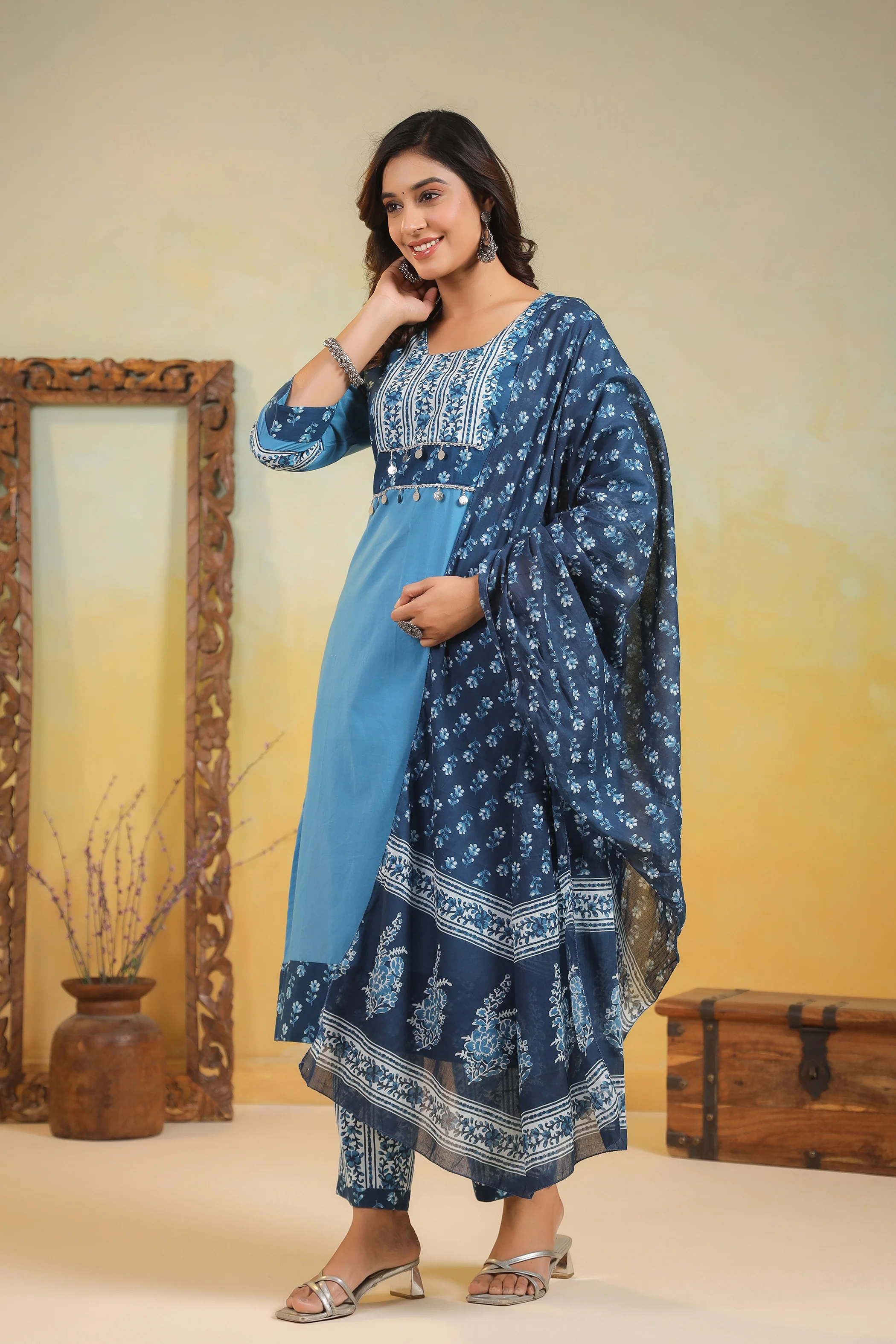 Kashwini Aqua Printed Cotton Suit Set - Image 4