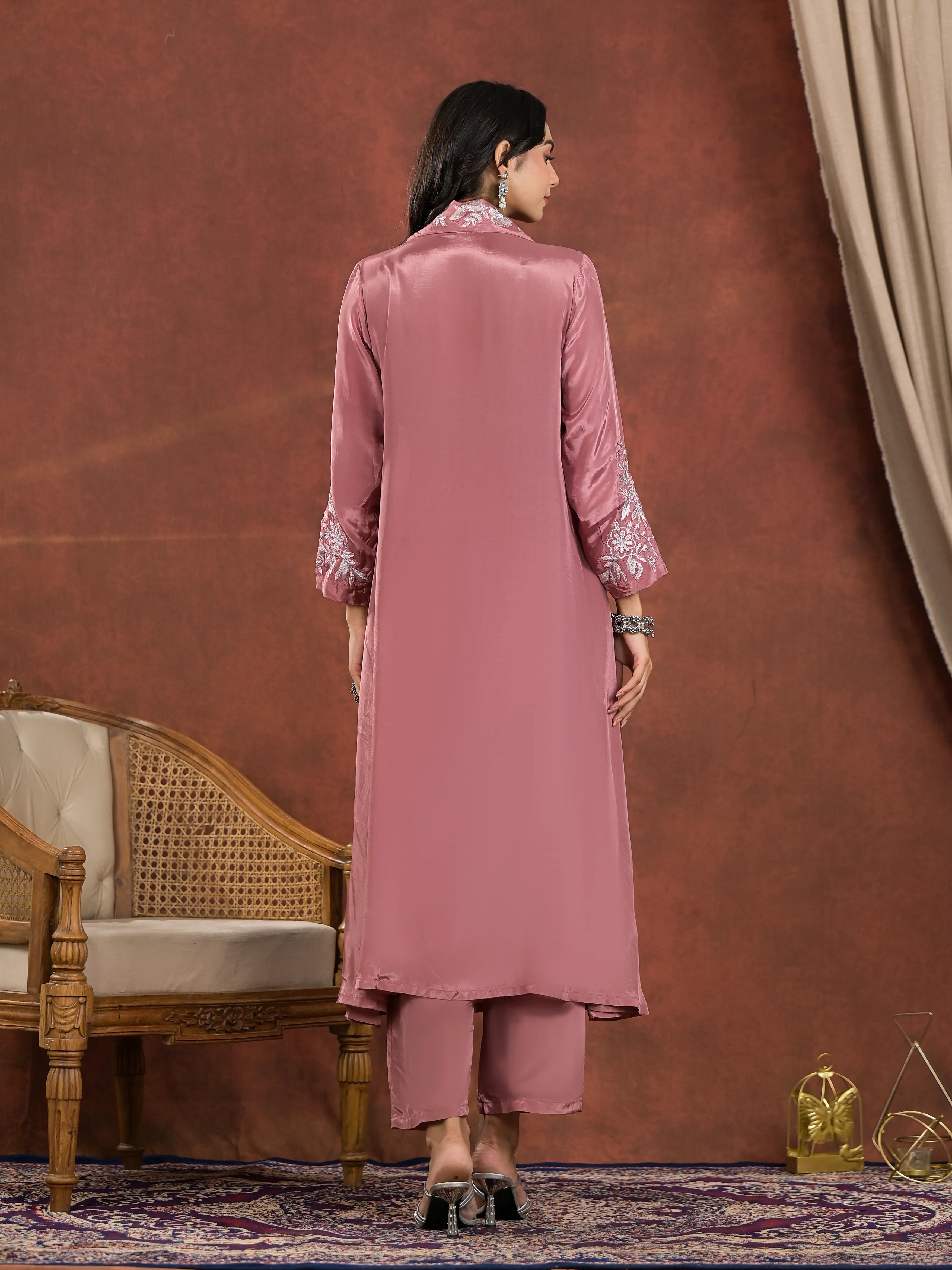 Chanda Rose Embroidery Premium Kurta Pant Set - Image 3