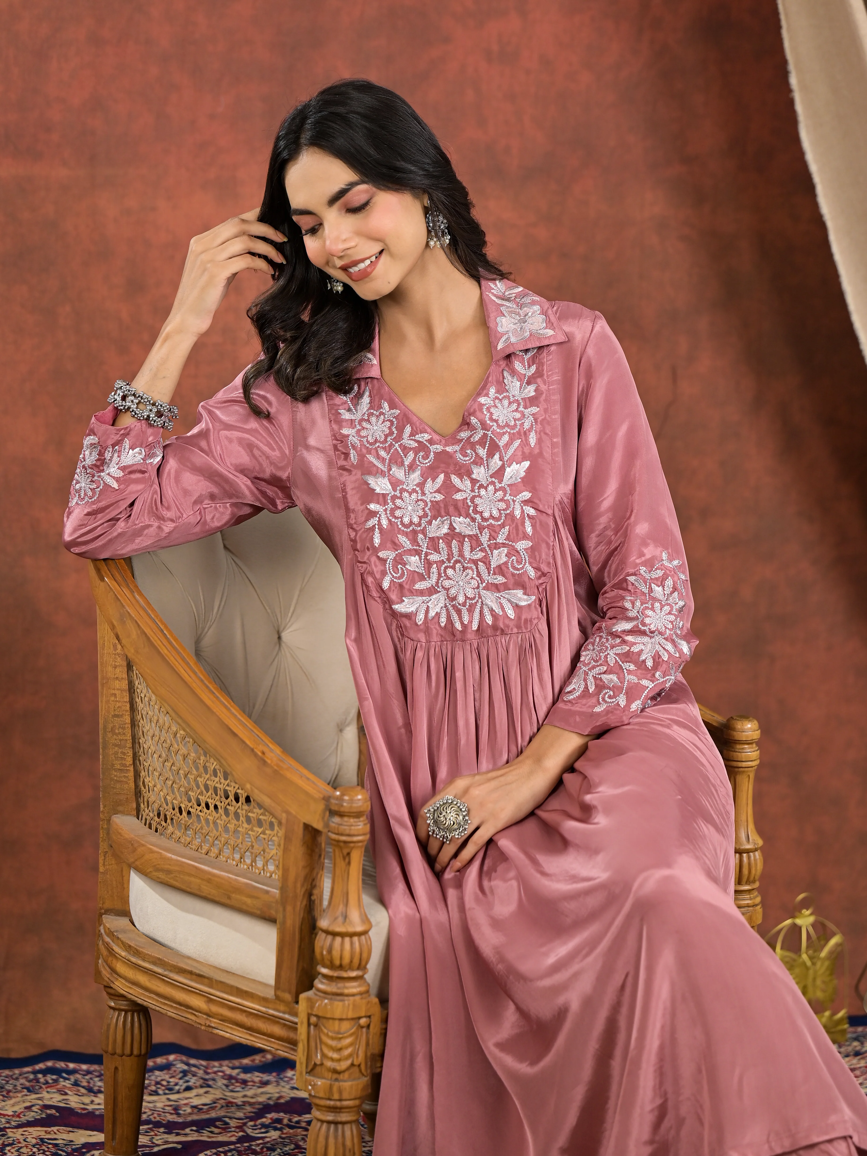 Chanda Rose Embroidery Premium Kurta Pant Set - Image 9
