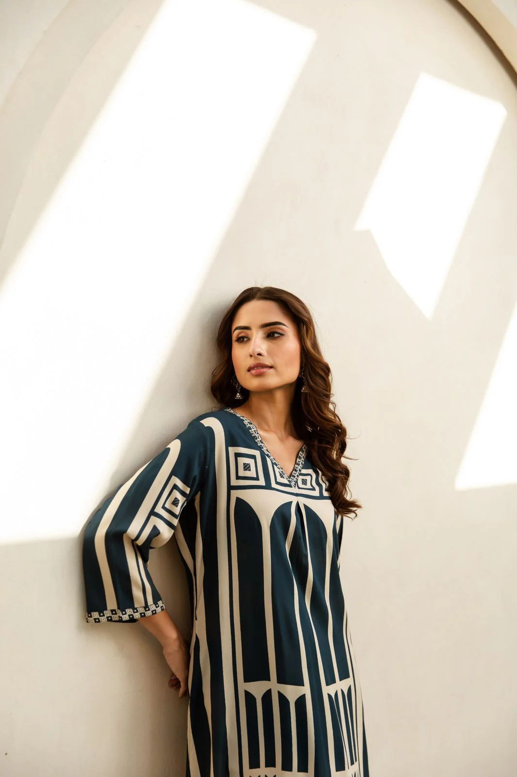 Sargun Teal Digital Printed Kurta Pant Set - Image 11