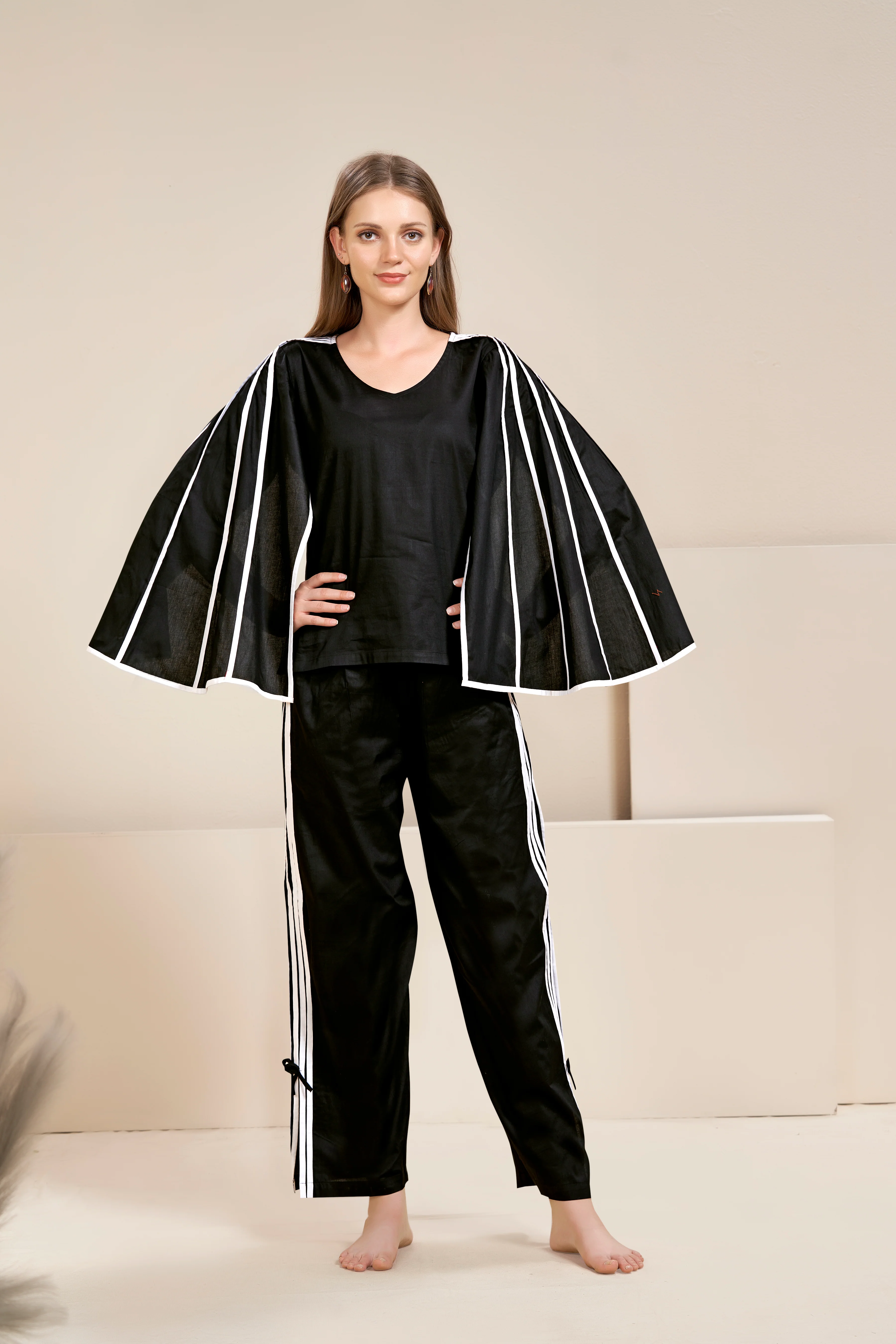 Soul Black Cape Sleeves Co-ord Set - Image 6