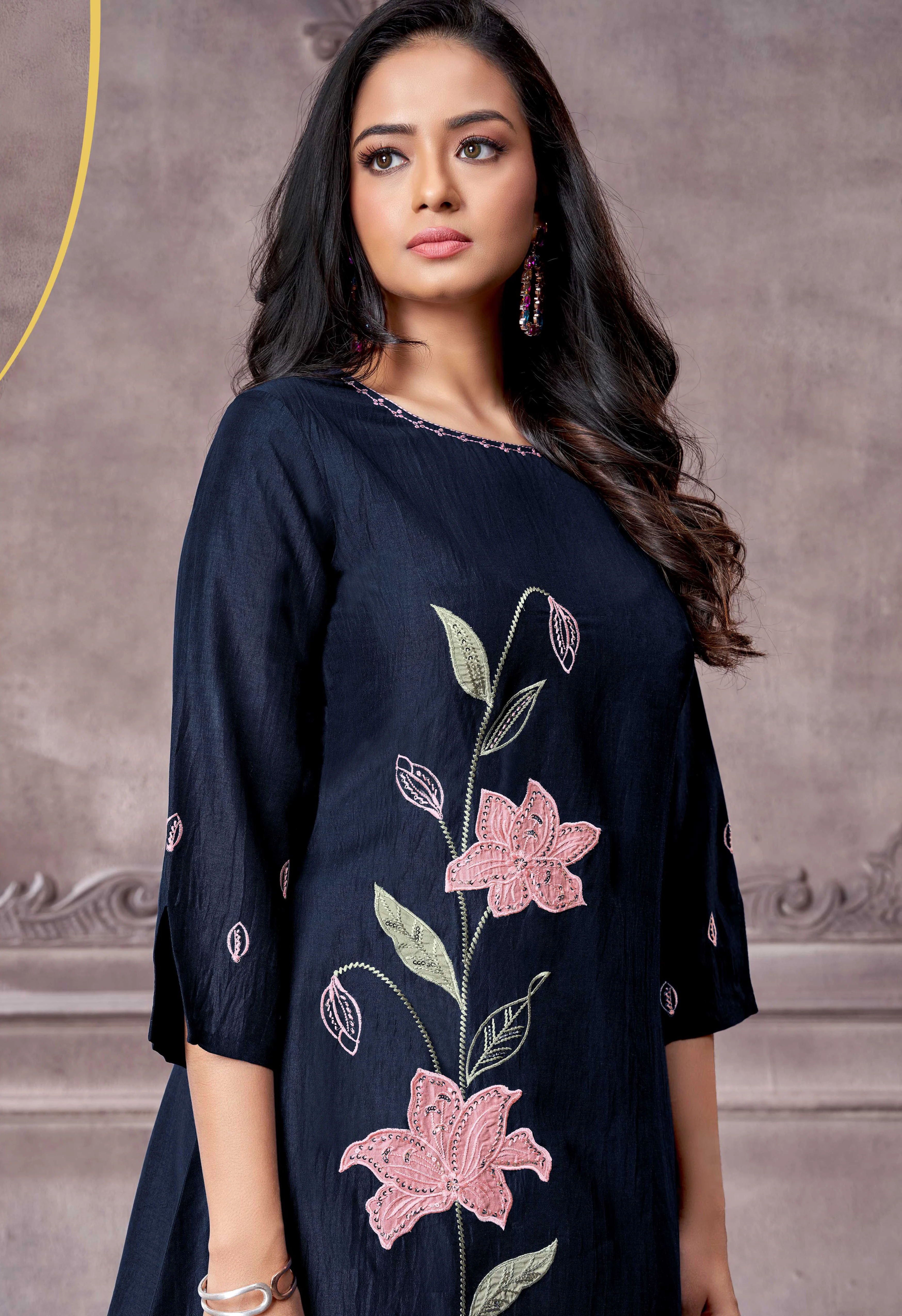 Tuhina Azure Applique Co-ord Set - Image 2