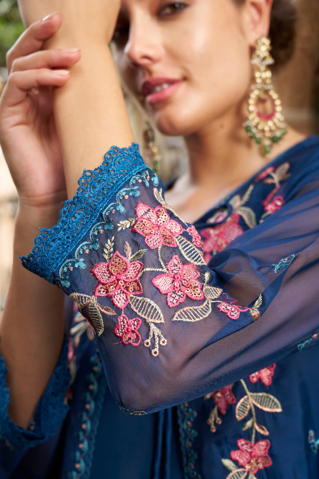 SIREESHA AZURE EMBROIDERY DESIGNER ORGANZA JACKET SET - Image 2
