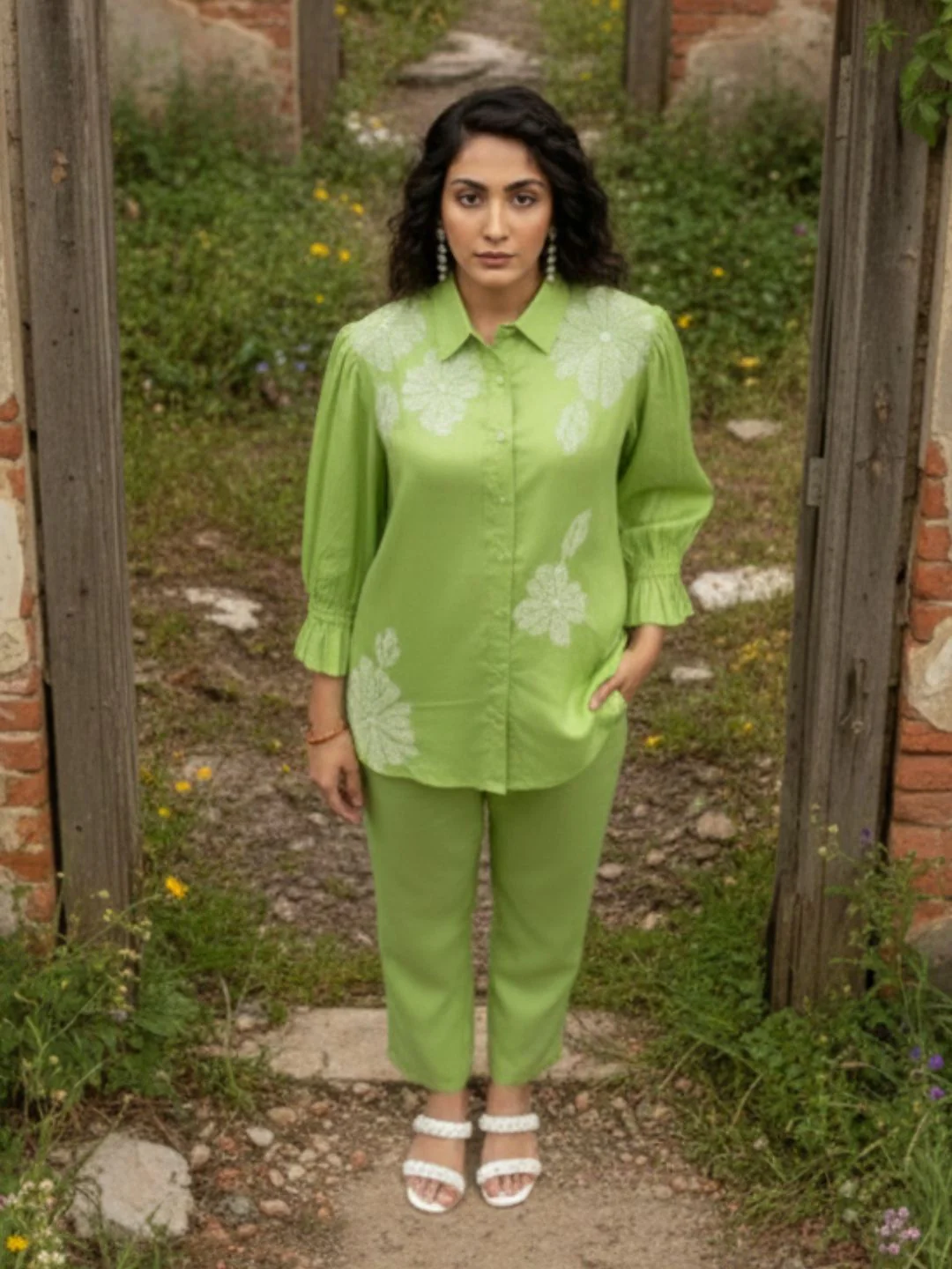 Holly pear Embroidered Co-ord Set - Image 12