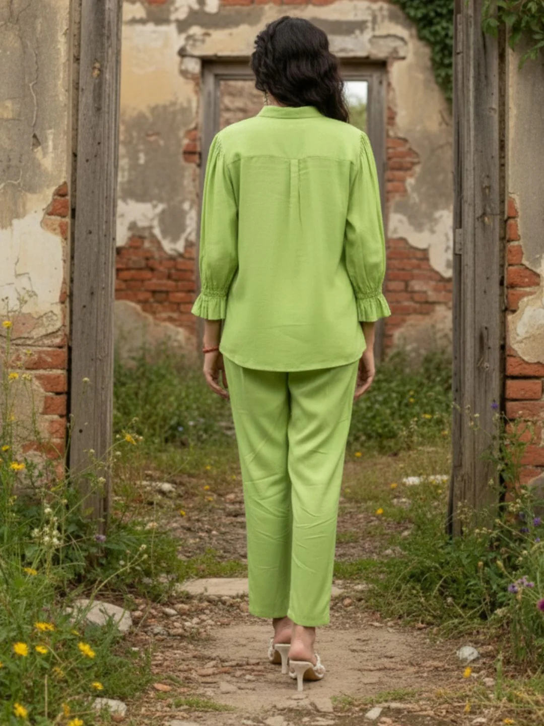 Holly pear Embroidered Co-ord Set - Image 7