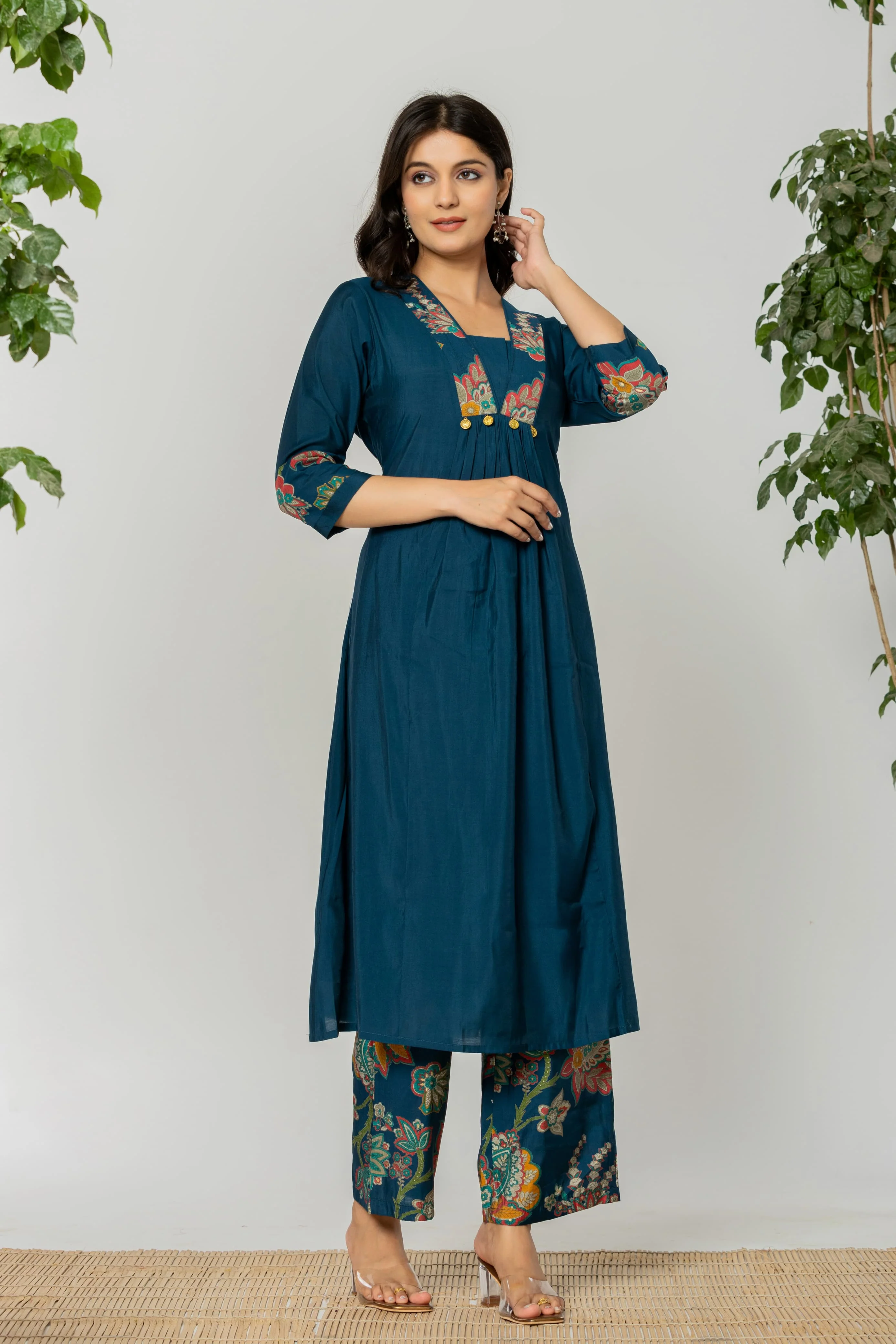 Mika Navy Kurta Pant Set - Image 5
