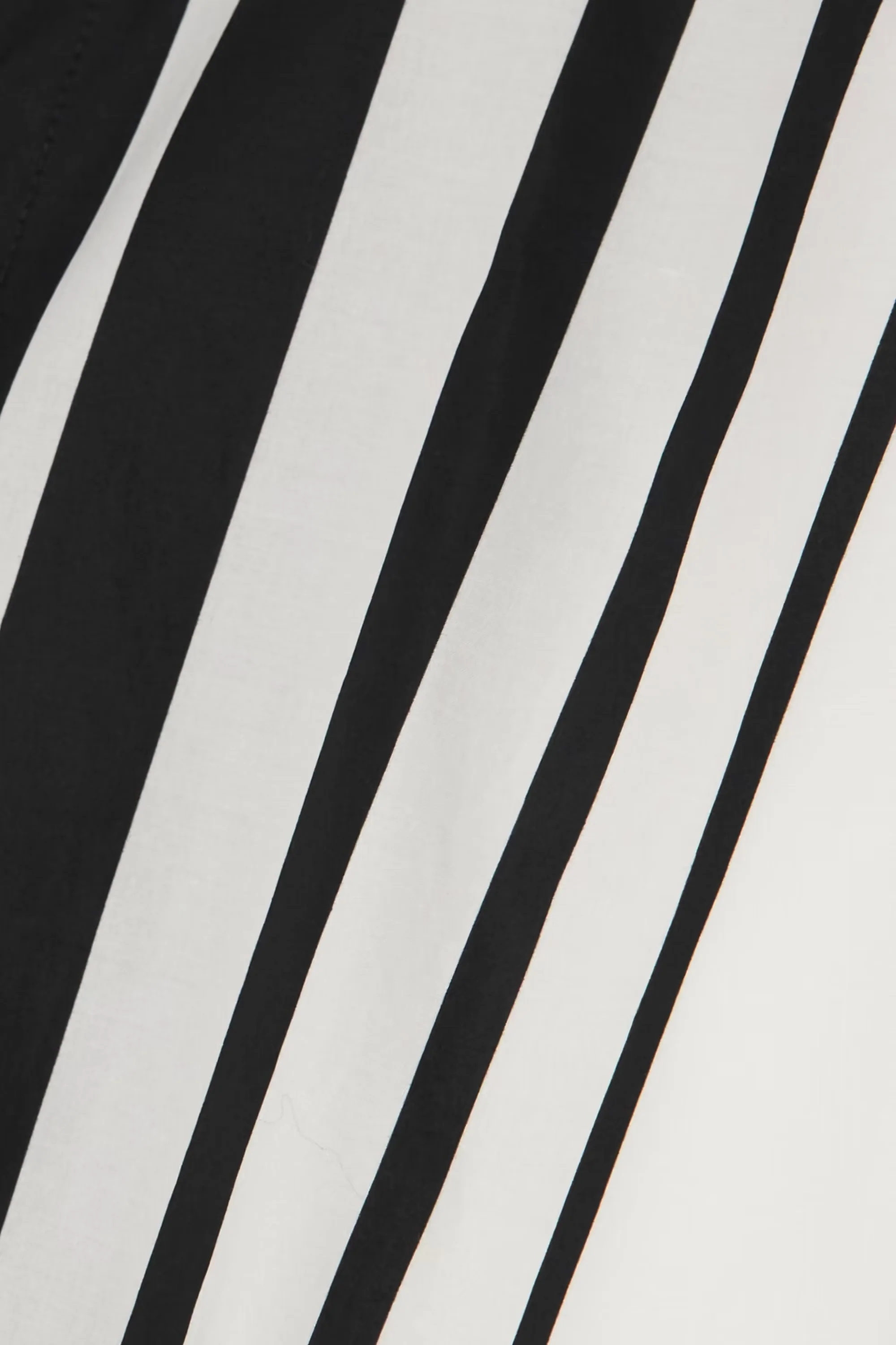 LAUREL BLACK WHITE STRIPPES DRESS - Image 4