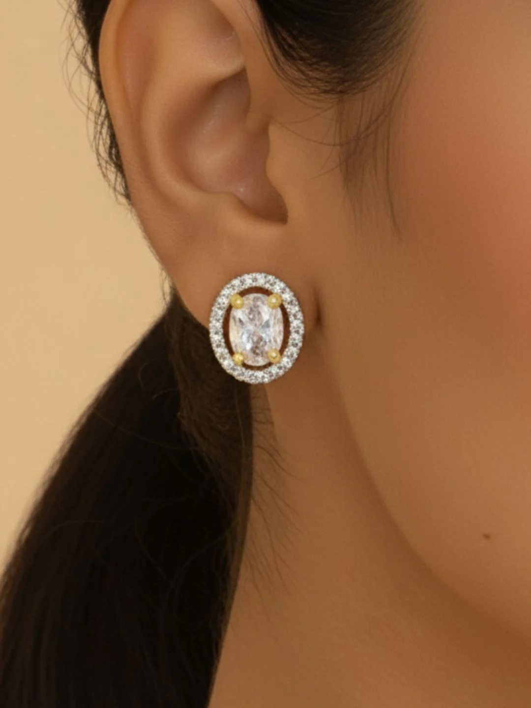 Antaara diamond earing & pendant stud - Image 10