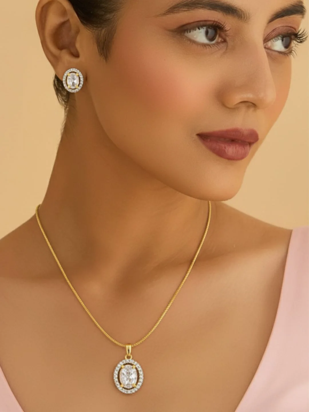 Antaara diamond earing & pendant stud - Image 6