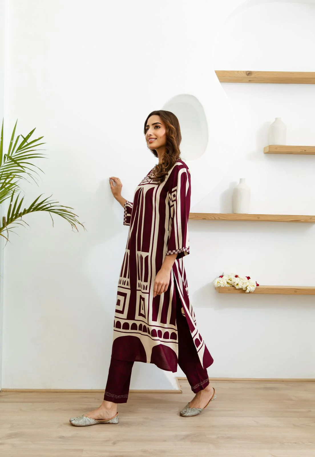 Sargun Mulberry Digital Printed Kurta Pant Set - Image 4