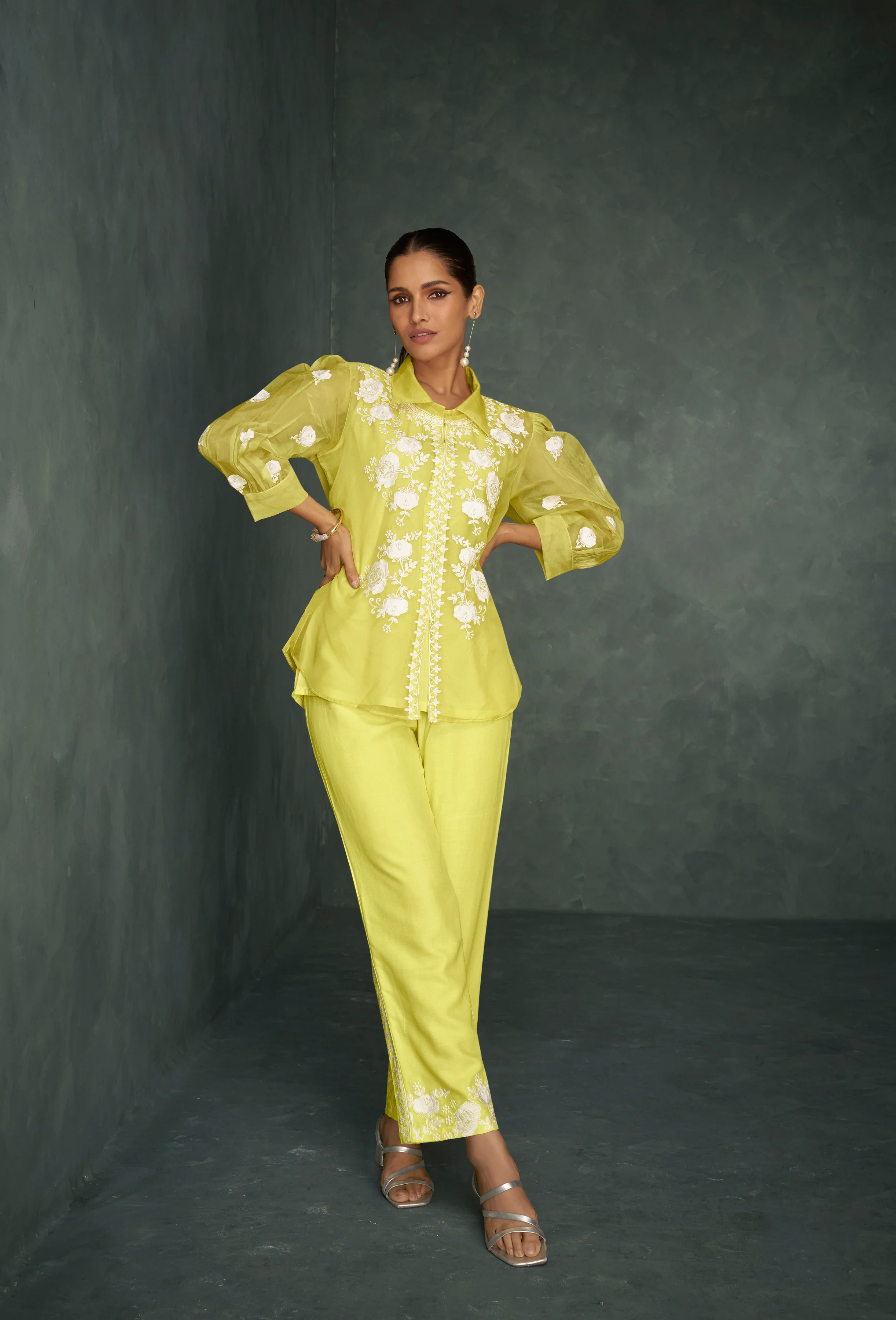 Saba Finch Embroidered 3 pc Co-ord Set - Image 3