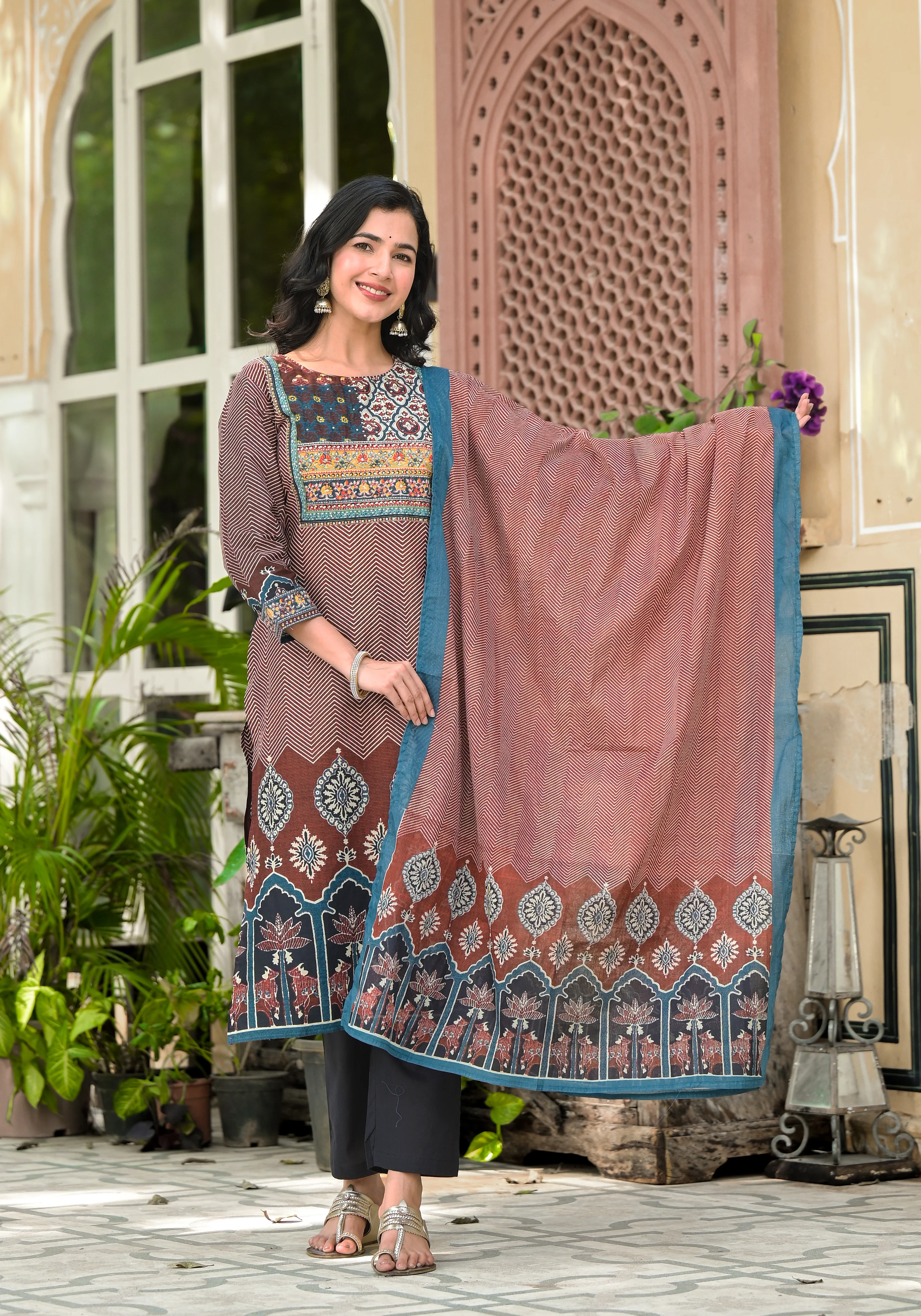 Aranya Walnut Pure Cotton Suit Set - Image 4