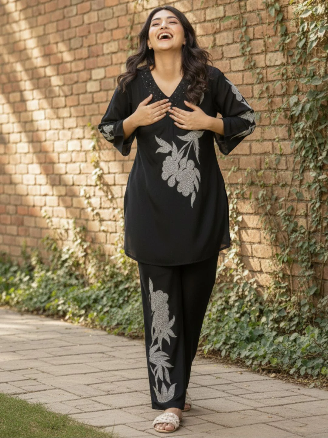 Bodhi Onyx Embroidery Muslin Co-ord Set - Image 5