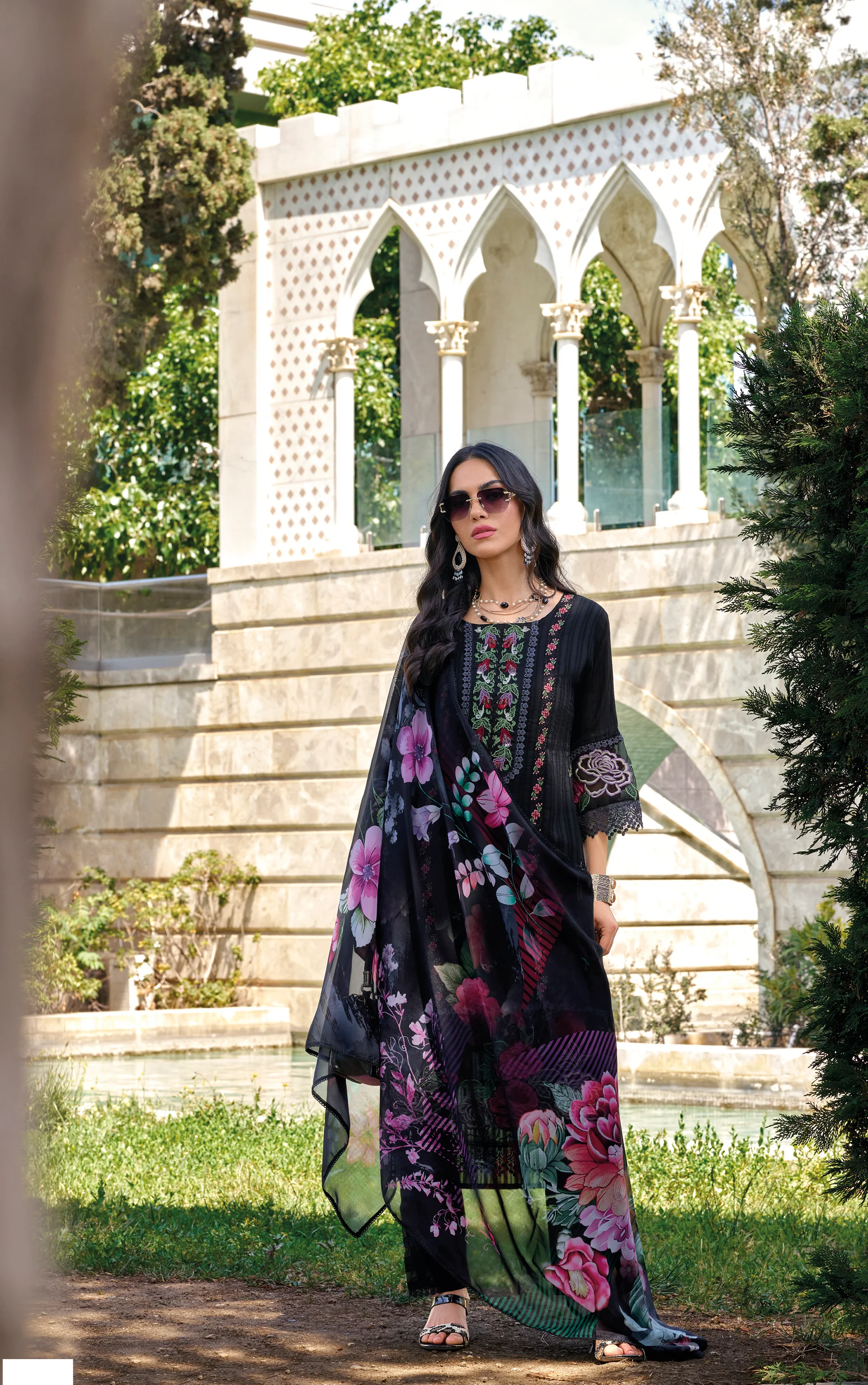 JASHAN ONYX FULL HEAVY EMBROIDERY SUIT SET - Image 3