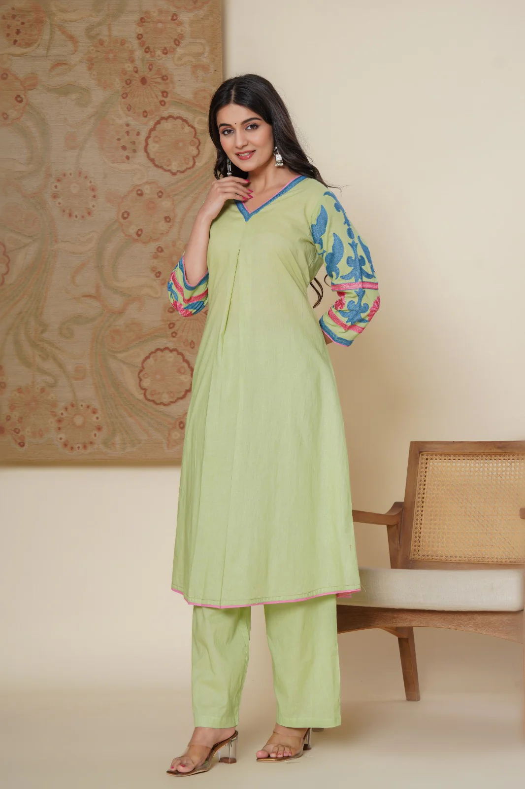 Mika Shamrock Embroidered Kurta Pant Set - Image 9