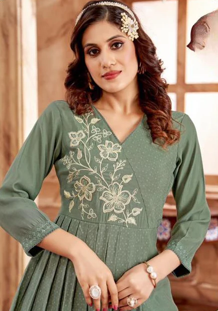 Nayana Parakeet Co-ord Set - Image 2