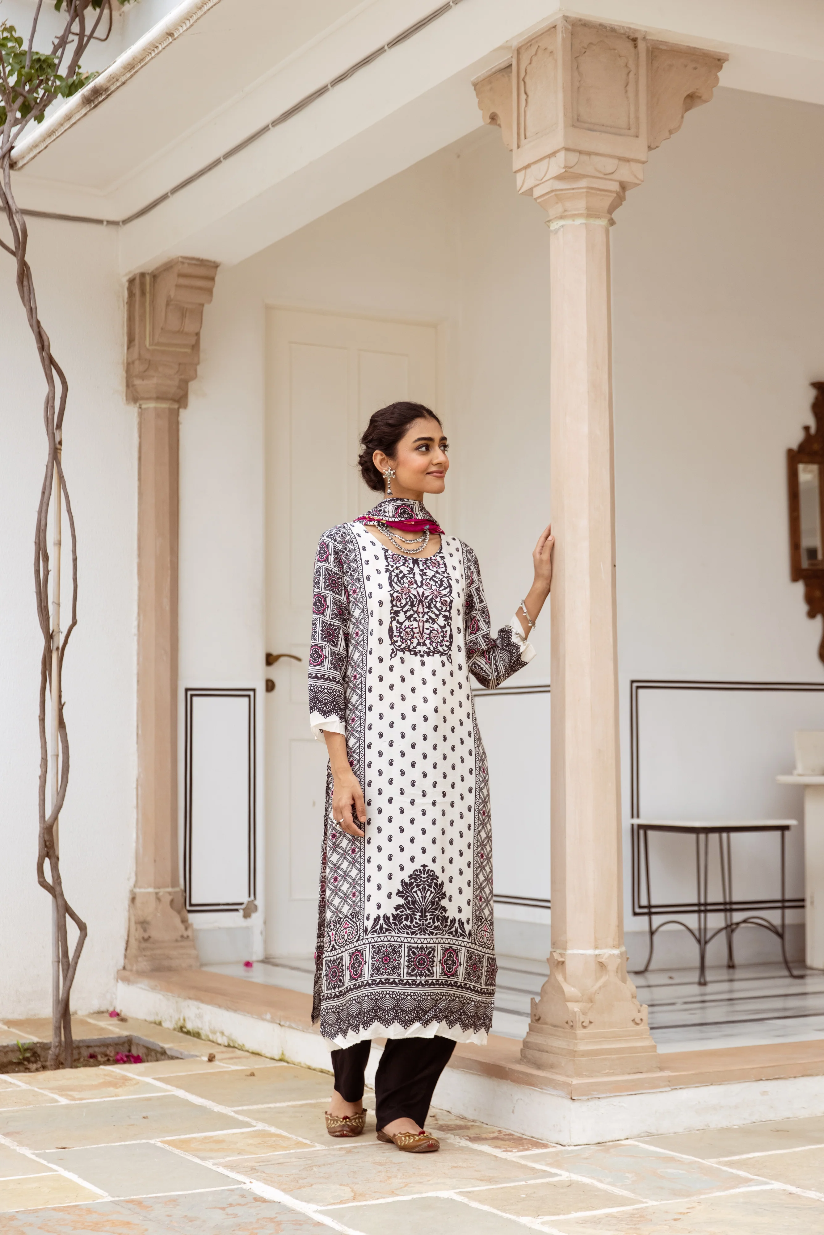 Saisha Angel Premium Digital Print Muslin Suit Set - Image 5