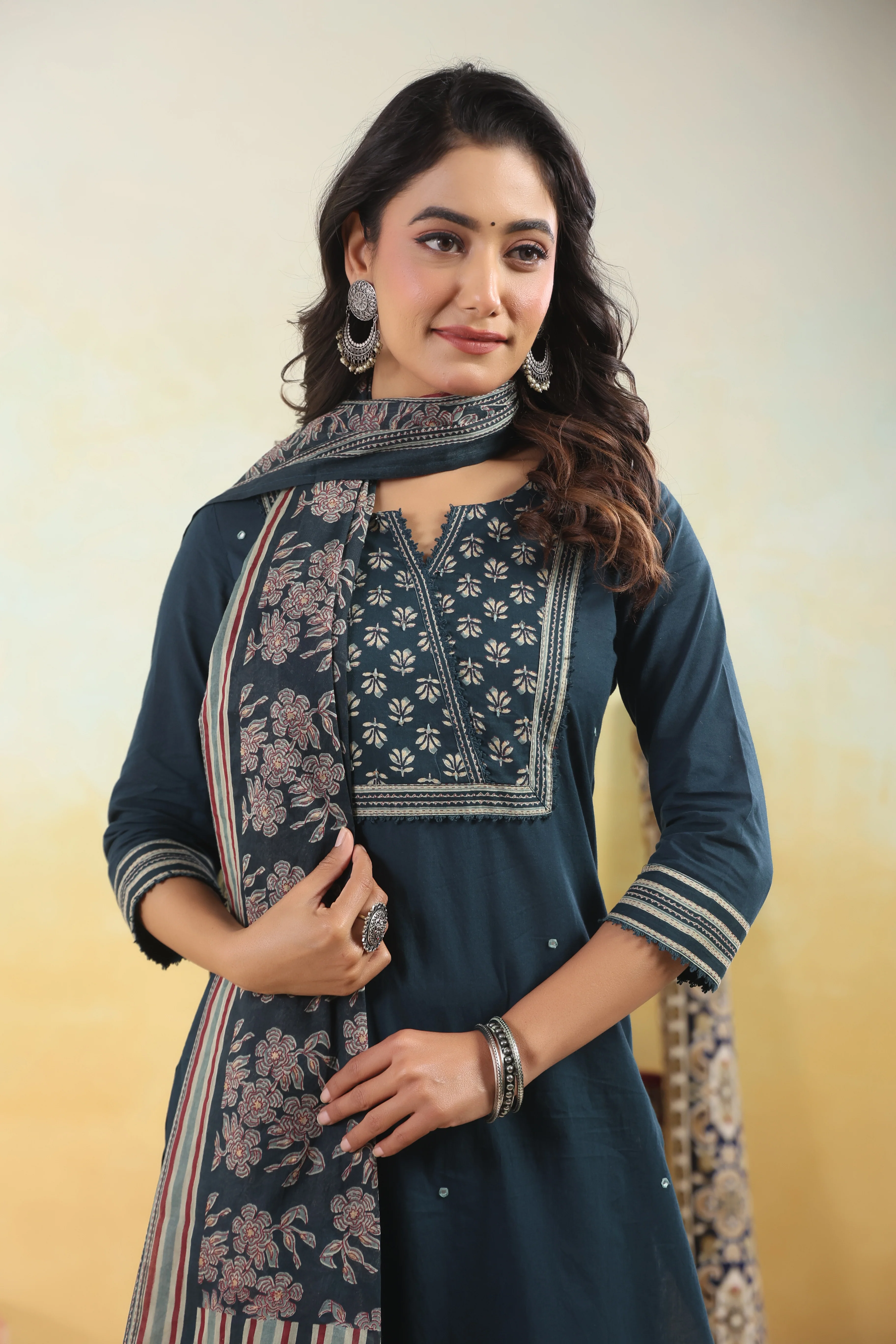 Hiya Shamrock Cotton Suit Set - Image 11