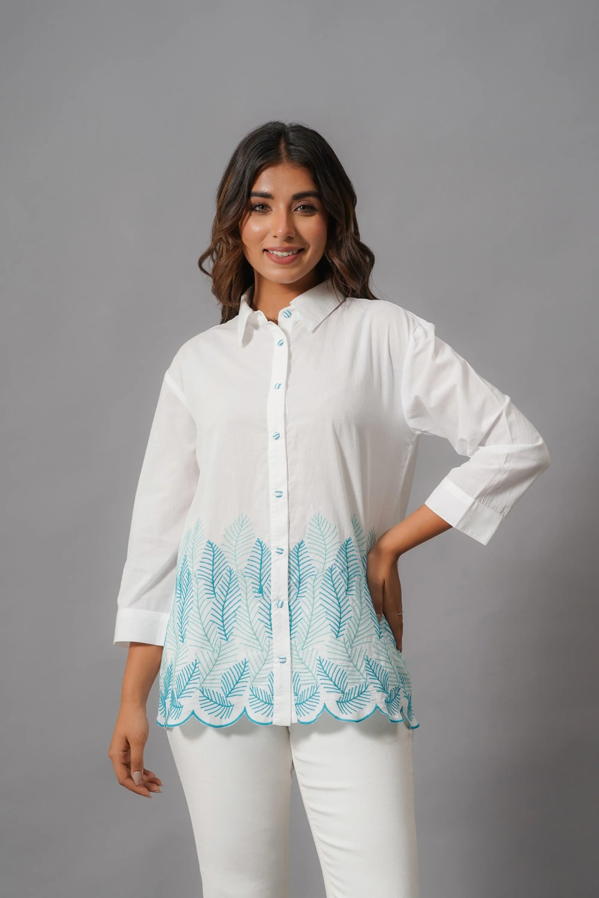 Ivanka Dove Embroidery Cotton Shirt - Image 4