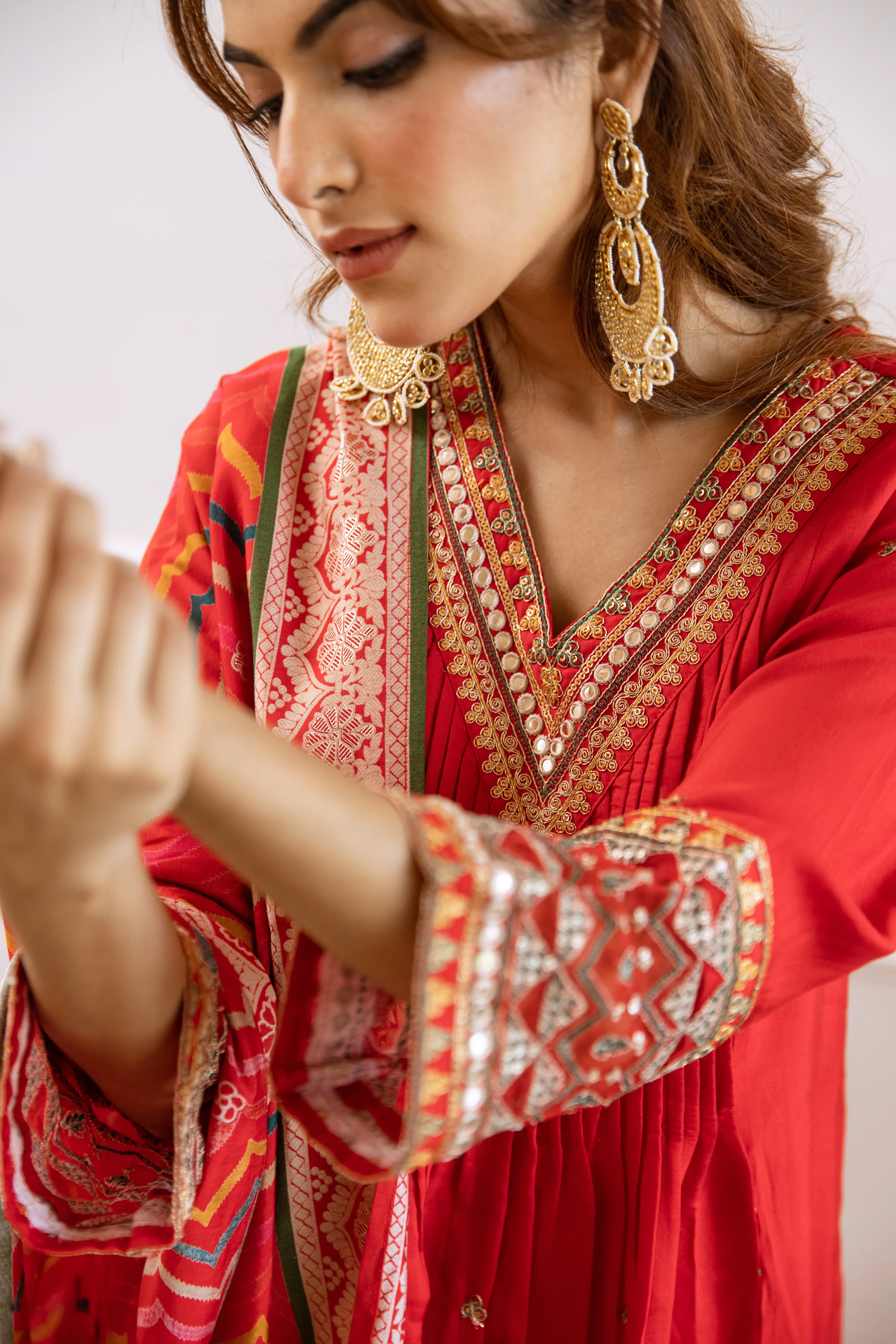 Gauri Crimson Heavy Work Suit Set - Image 3