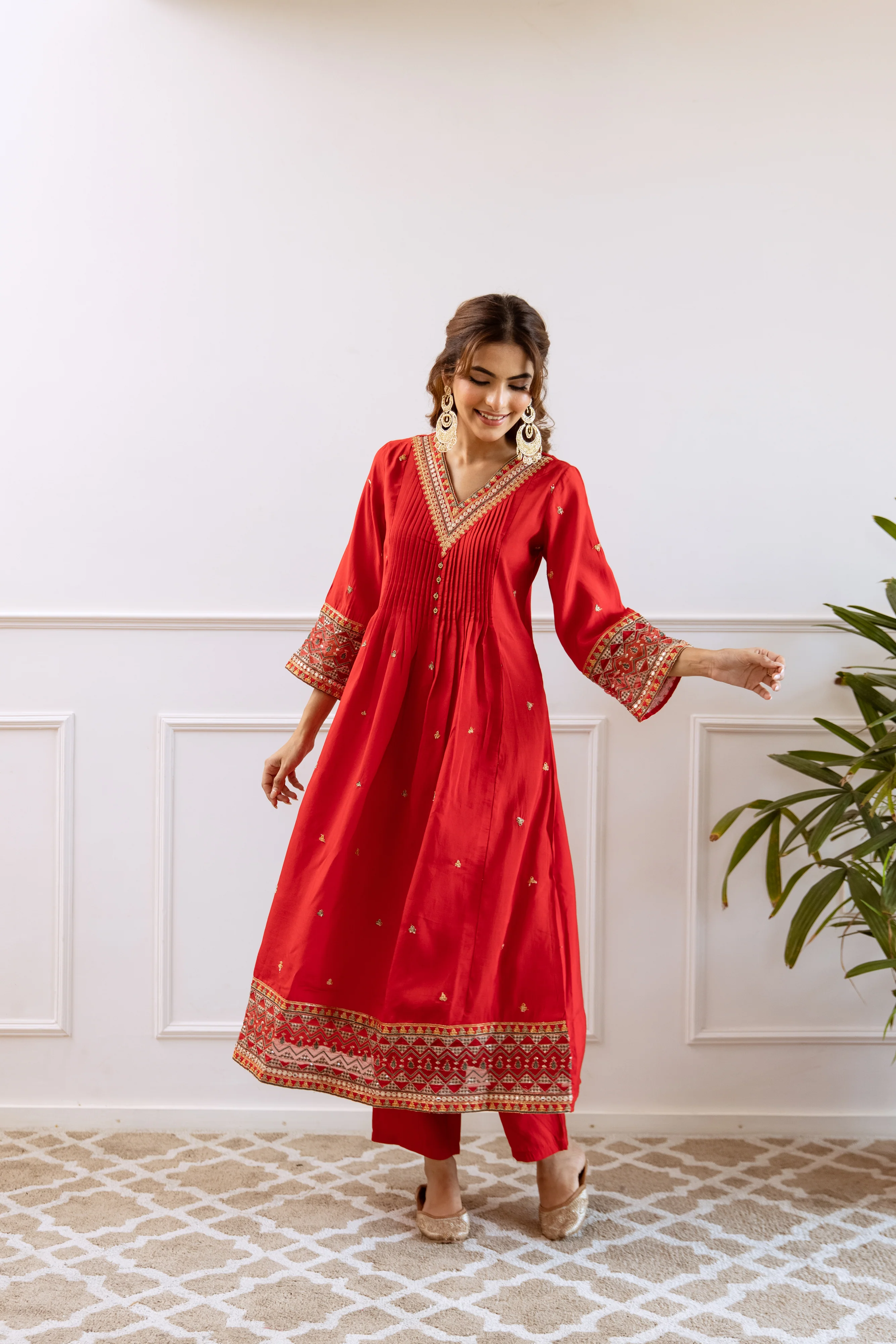 Gauri Crimson Heavy Work Suit Set - Image 5