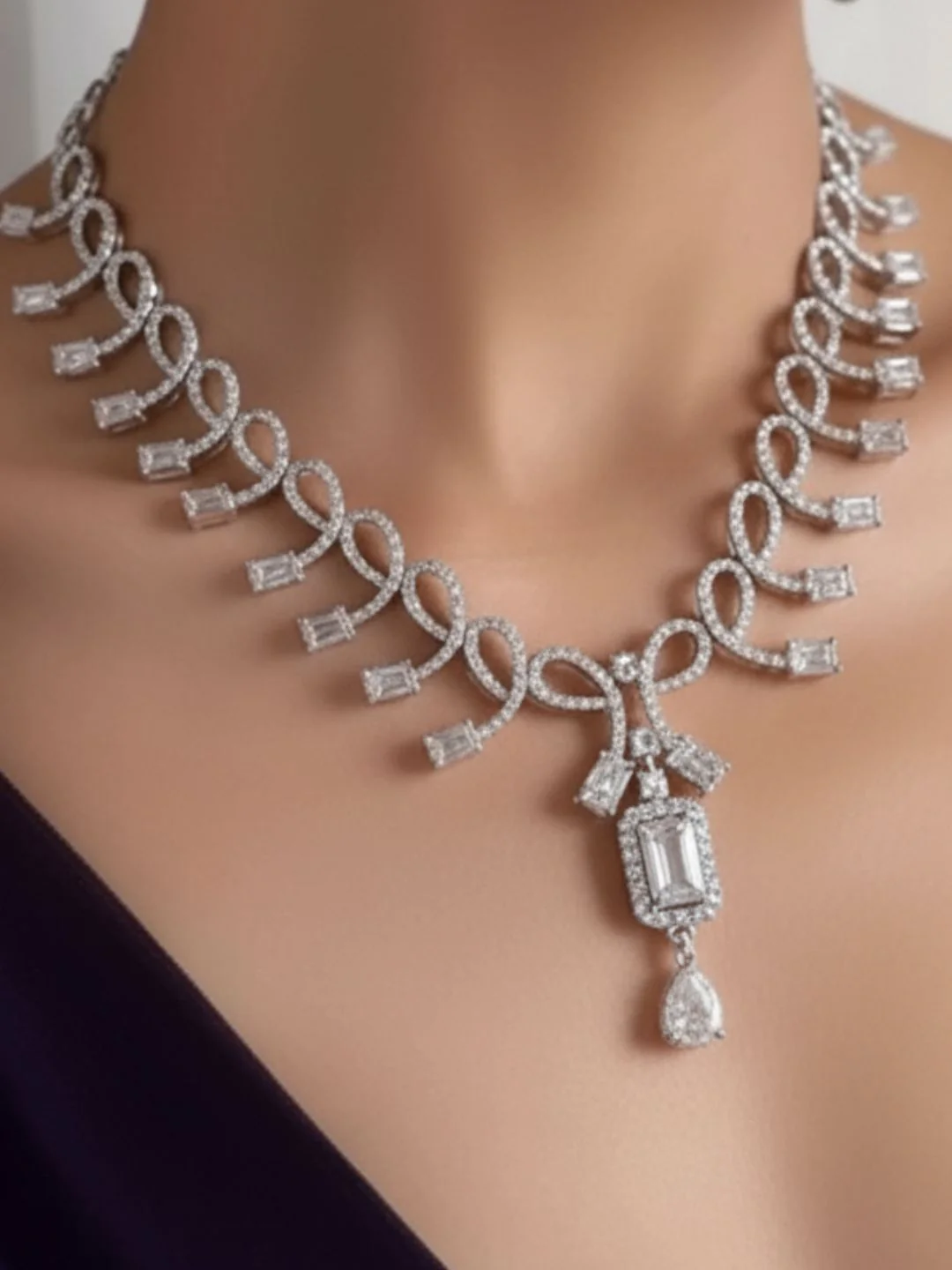 Antaara Diamond Necklace with Earings - Image 3