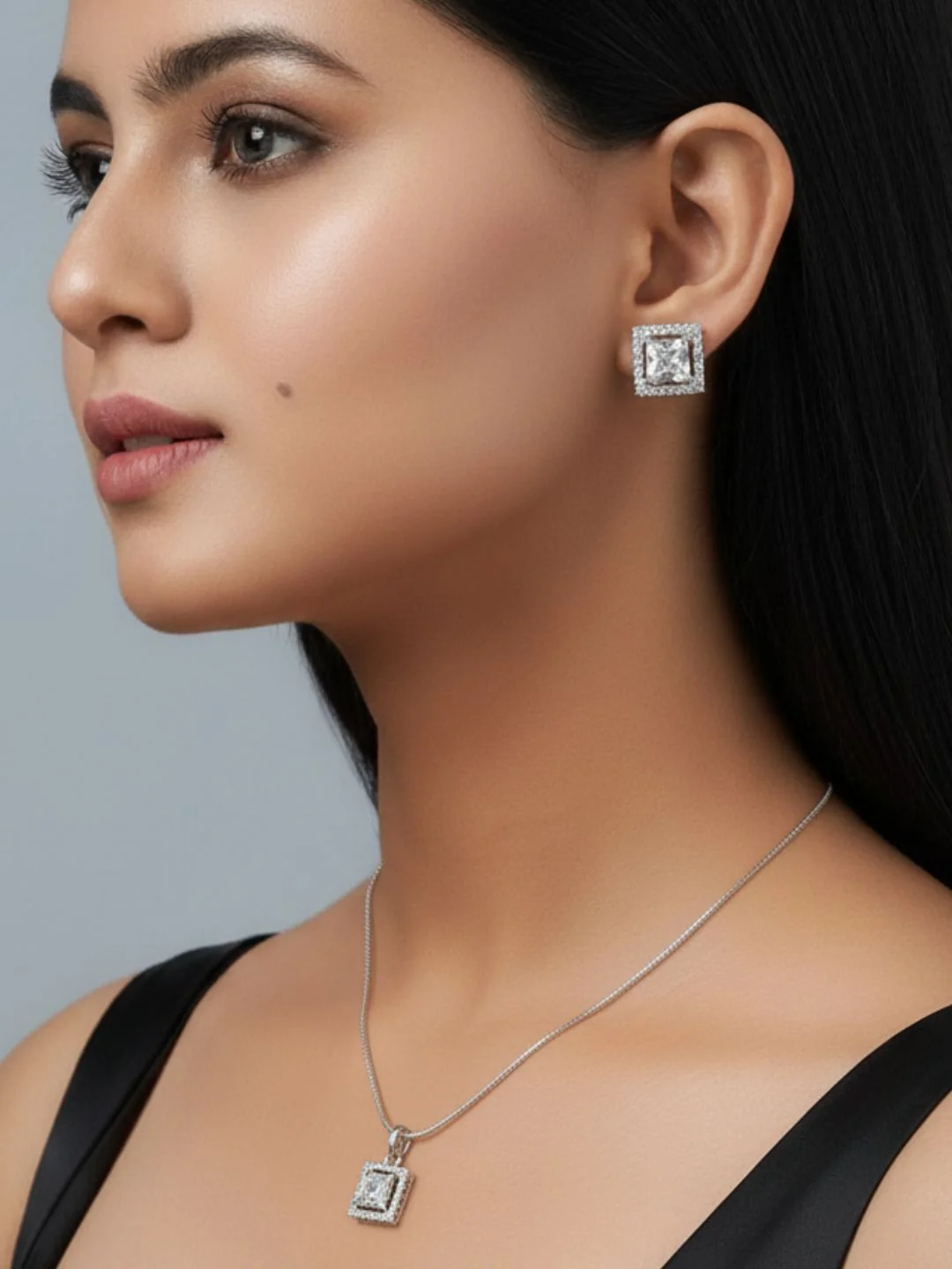Shama Diamond Earing & Pendant Set - Image 5