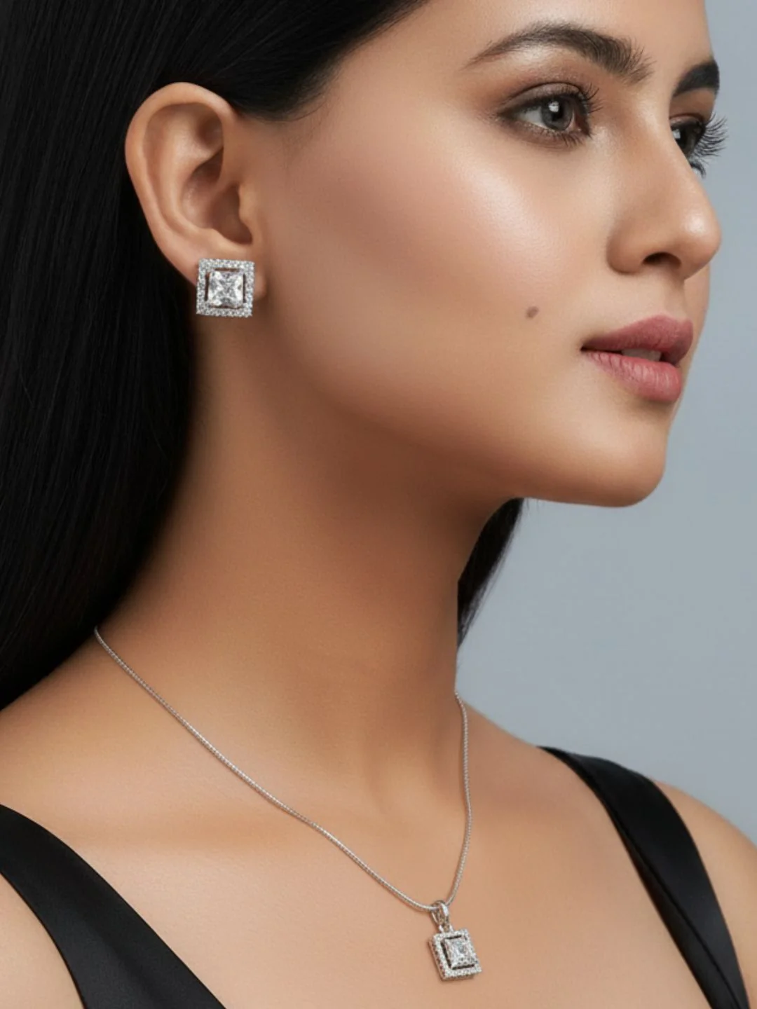 Shama Diamond Earing & Pendant Set - Image 8