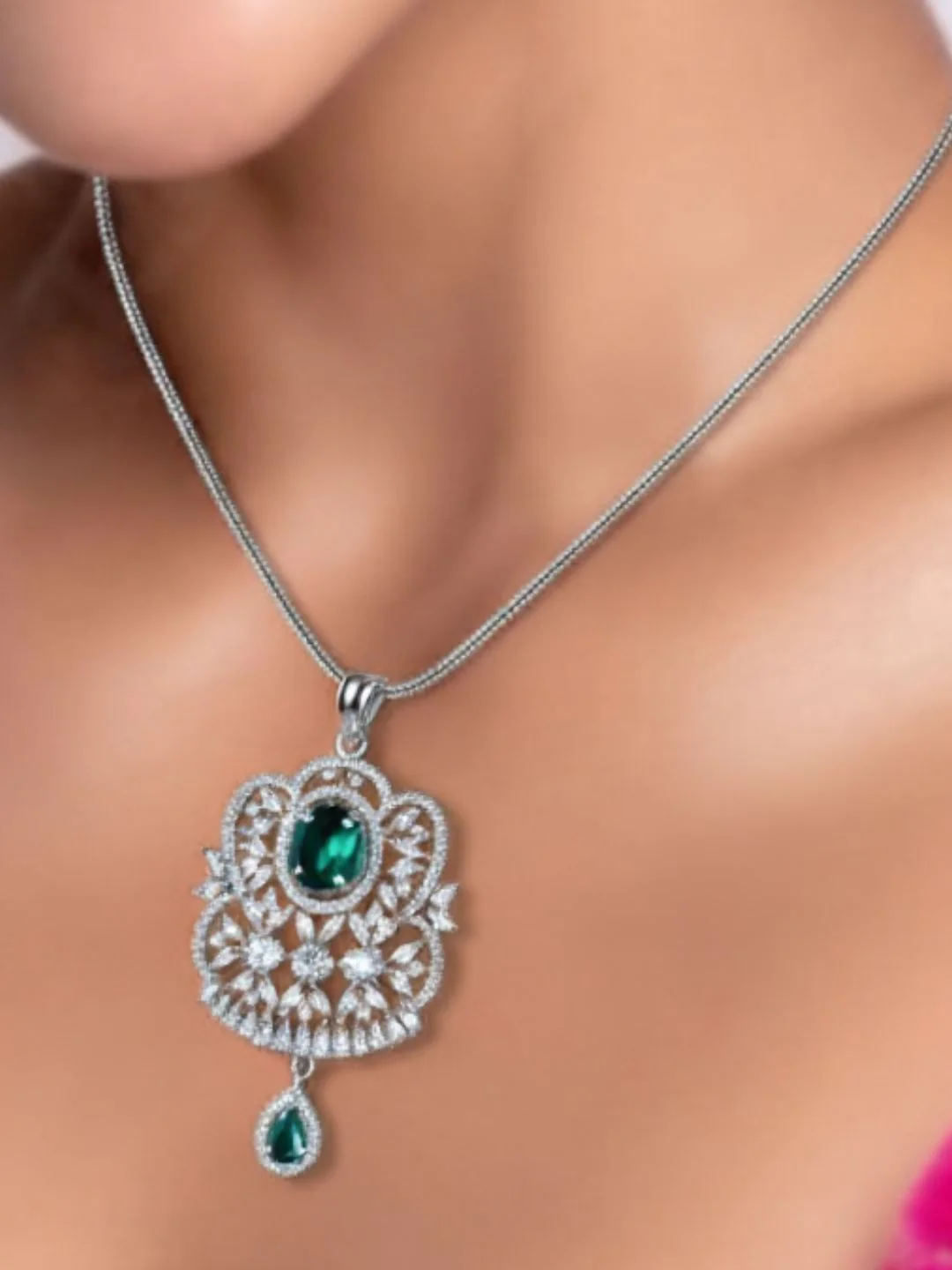 Savana Diamond Earing & Pendant Set - Image 3