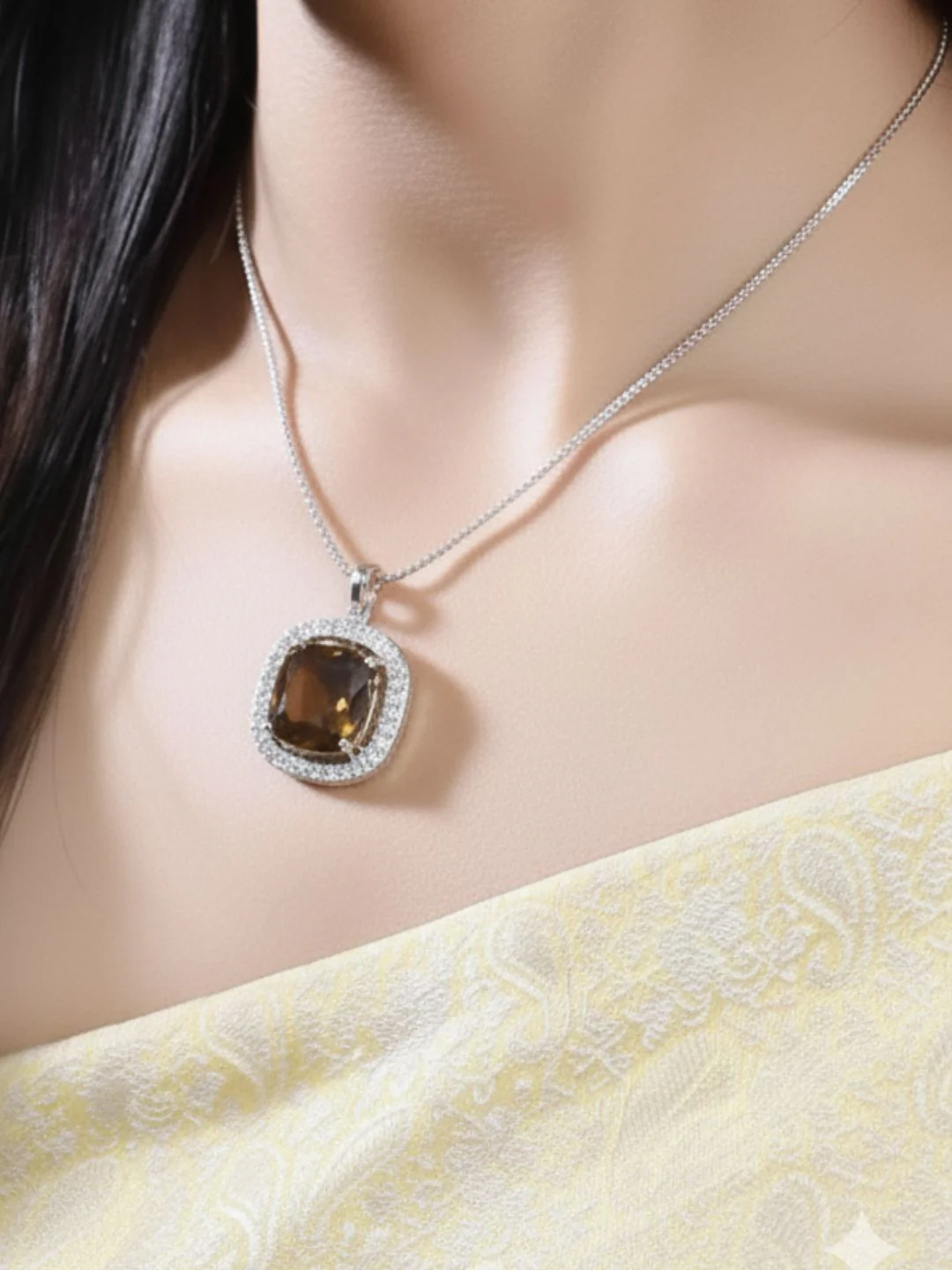 Savana Diamond Earing & Pendant Set - Image 3