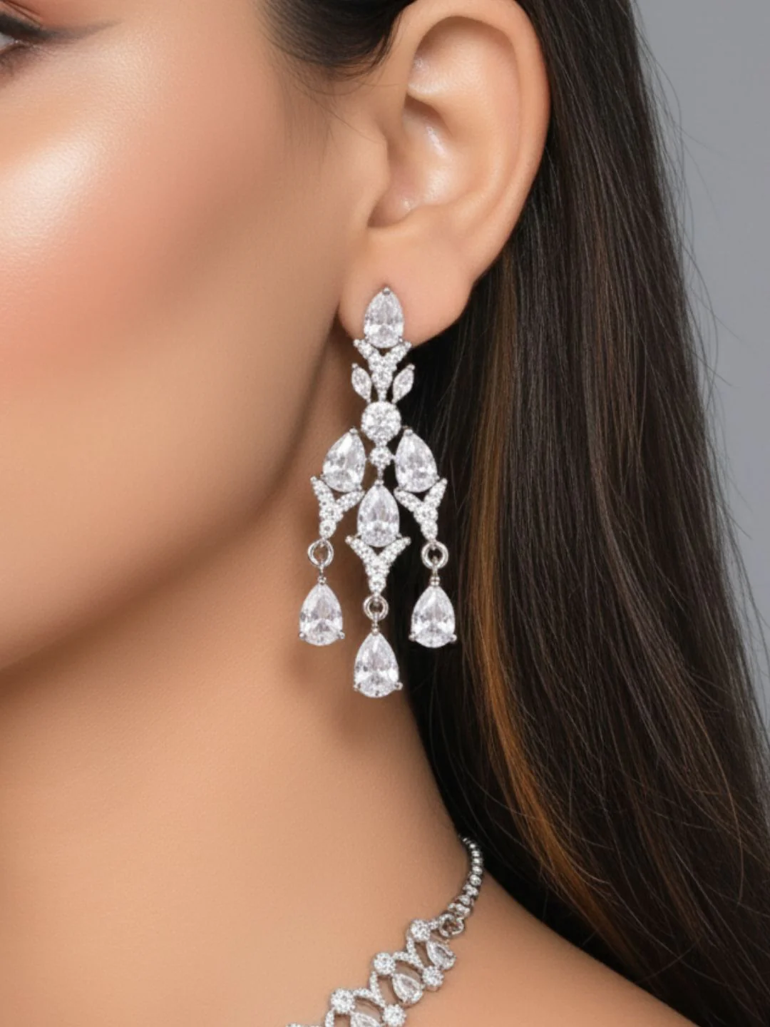 Antaara Diamond Necklace with Earings - Image 6