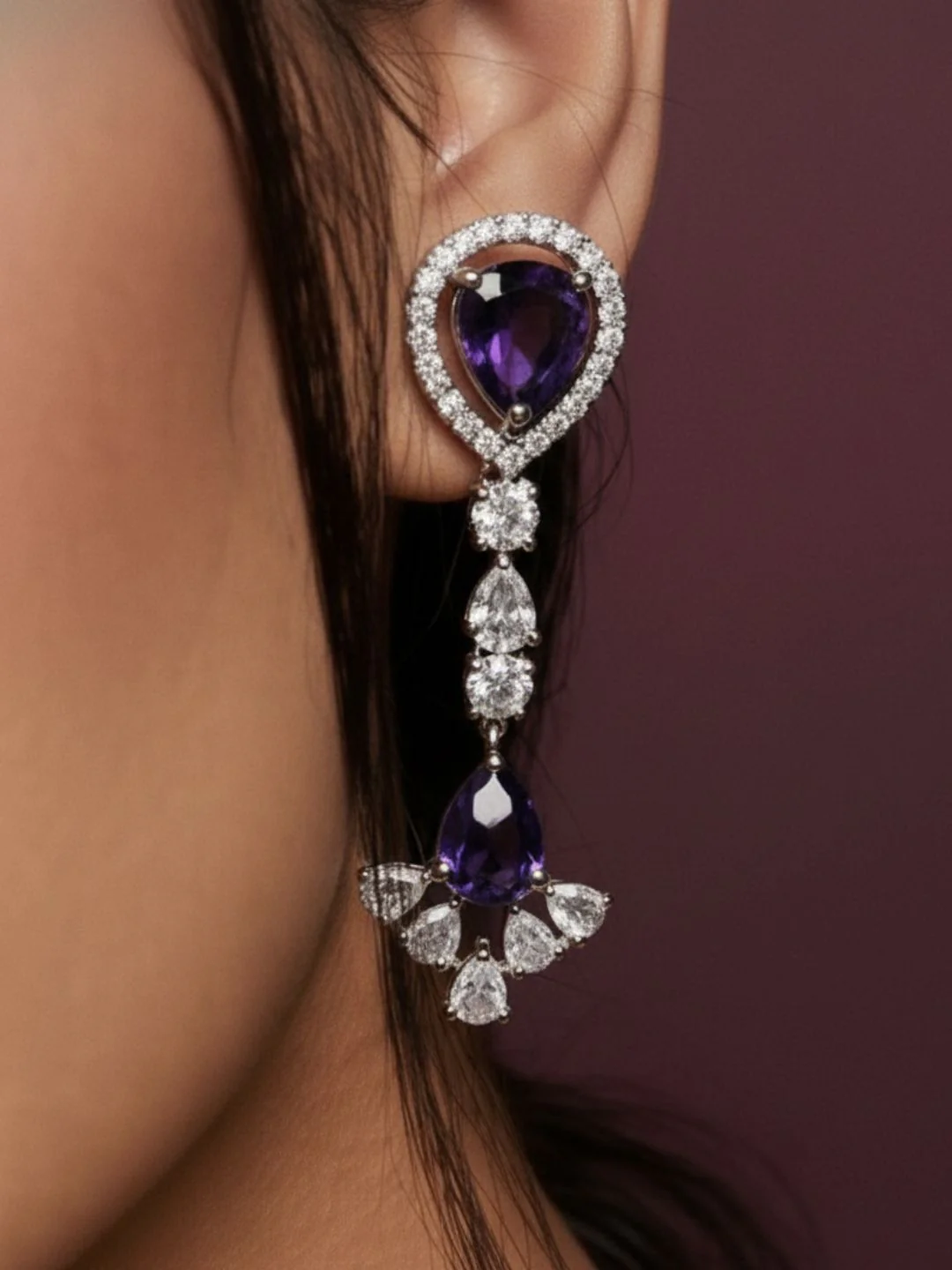 Antaara Diamond Necklace with Earings set - Image 4