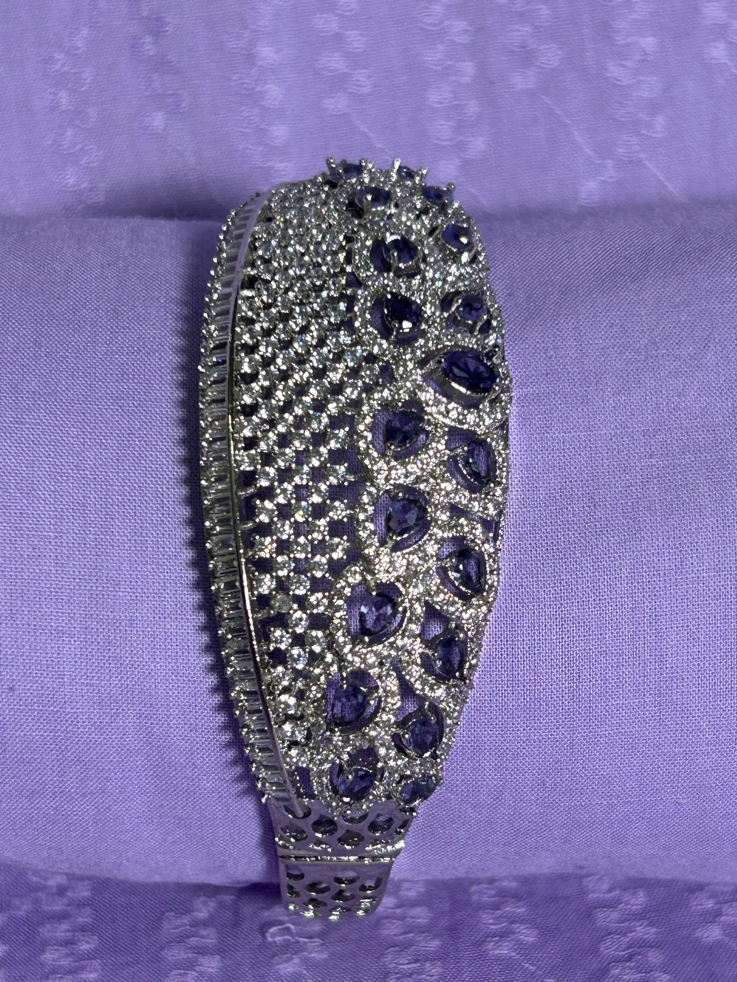 ANTAARA DELICATE DIAMOND BRACELET - Image 8